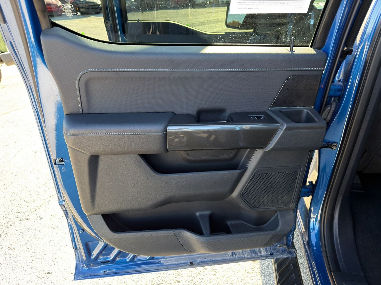 2023 Ford F-150 XLT 4X4 V6