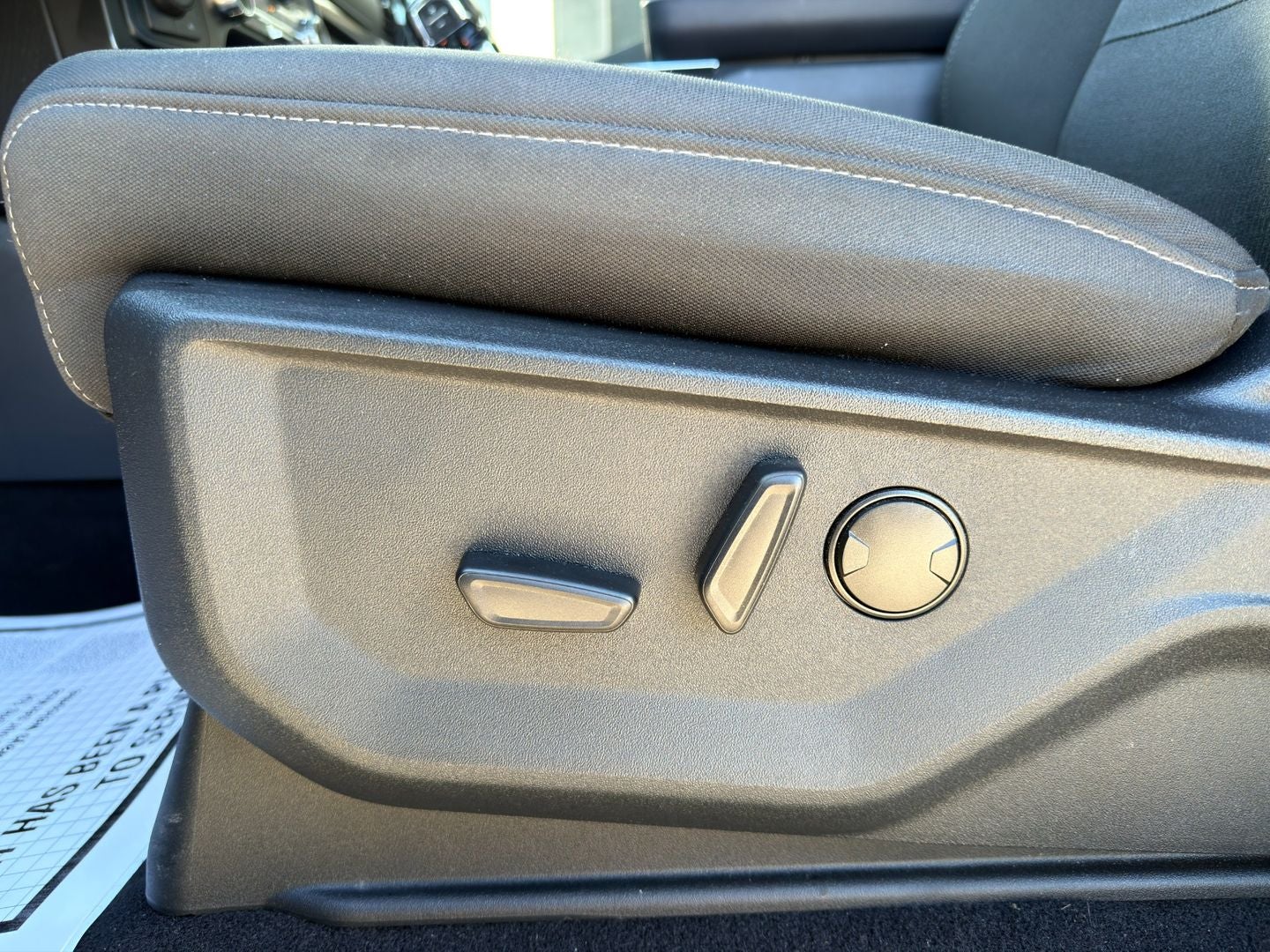 2023 Ford F-150 XLT 4X4 V6