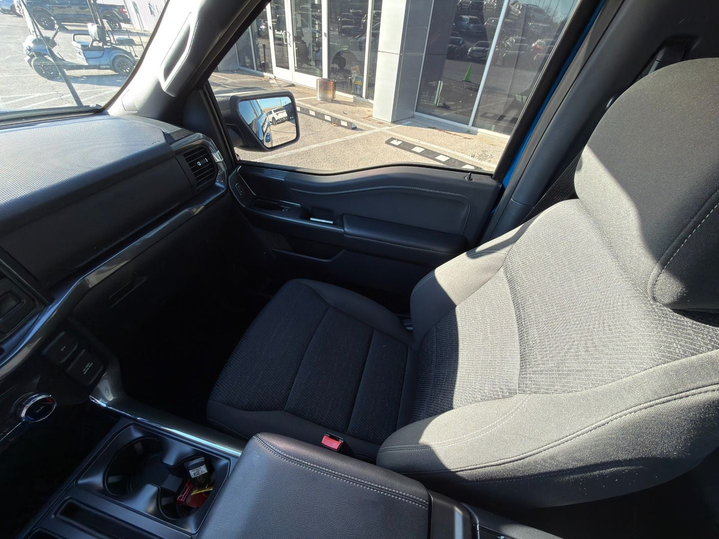 2023 Ford F-150 XLT 4X4 V6