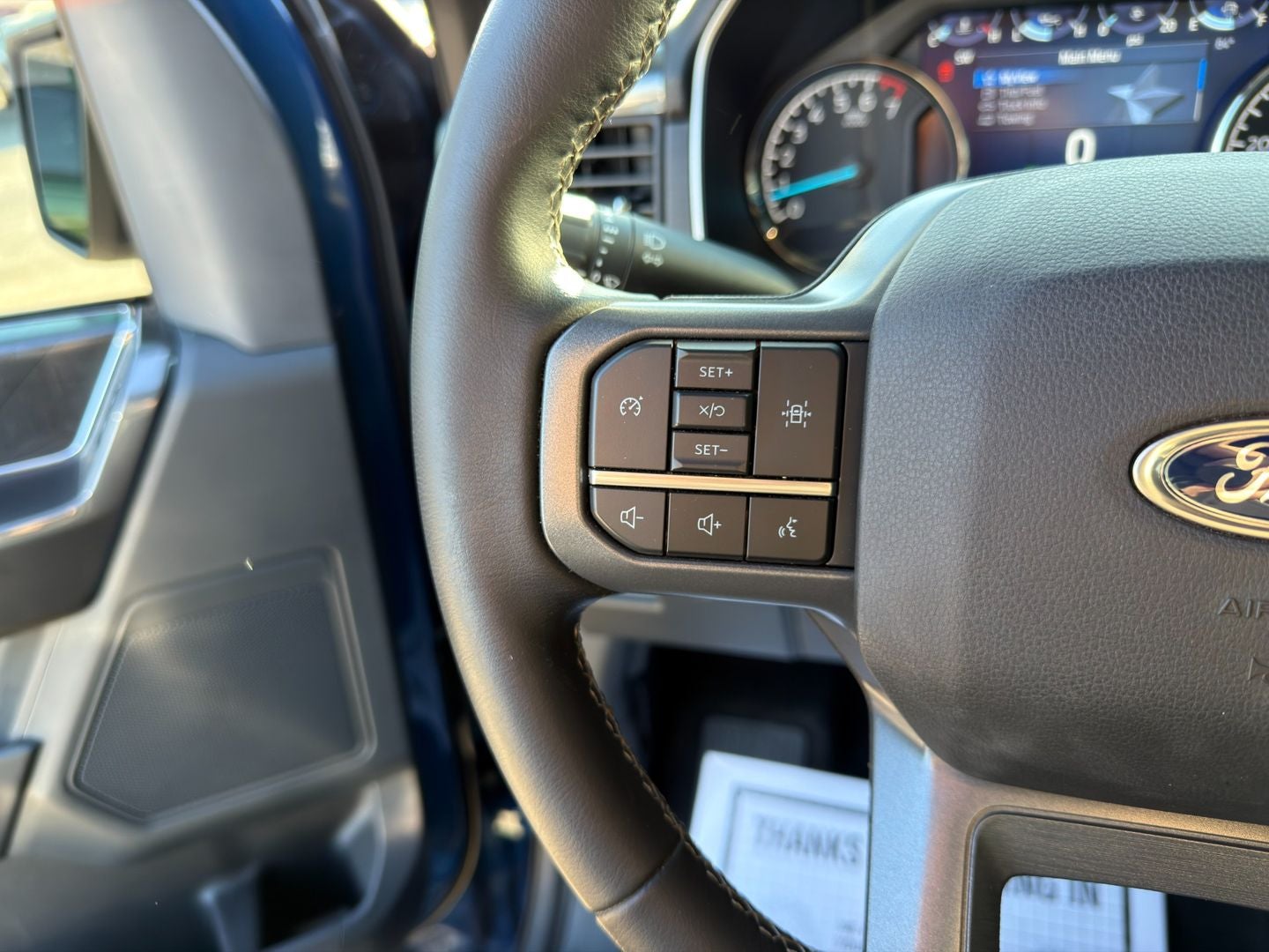 2023 Ford F-150 XLT 4X4 V6