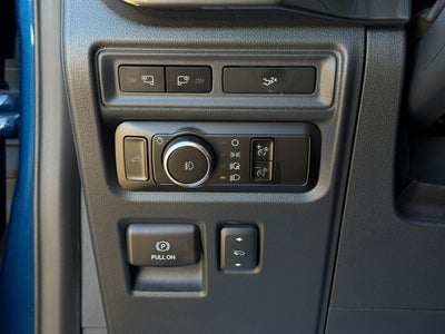 2023 Ford F-150 XLT 4X4 V6