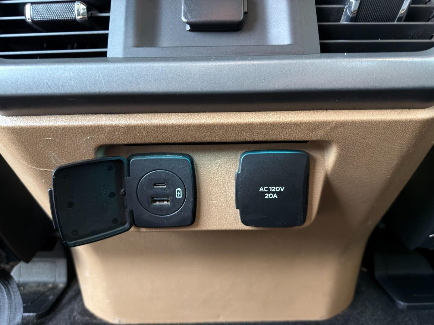 2022 Ford F-150 XLT 4X4 V6