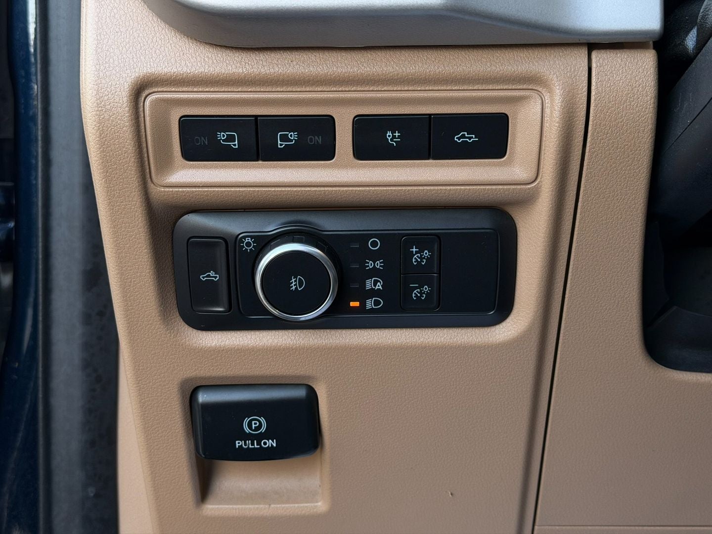 2022 Ford F-150 XLT 4X4 V6