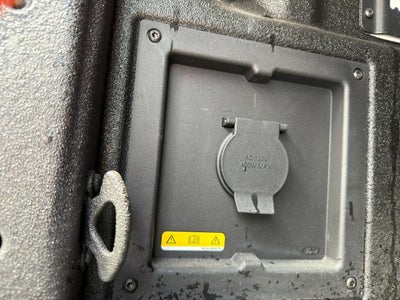 2022 Ford F-150 Lariat 4X4 V6