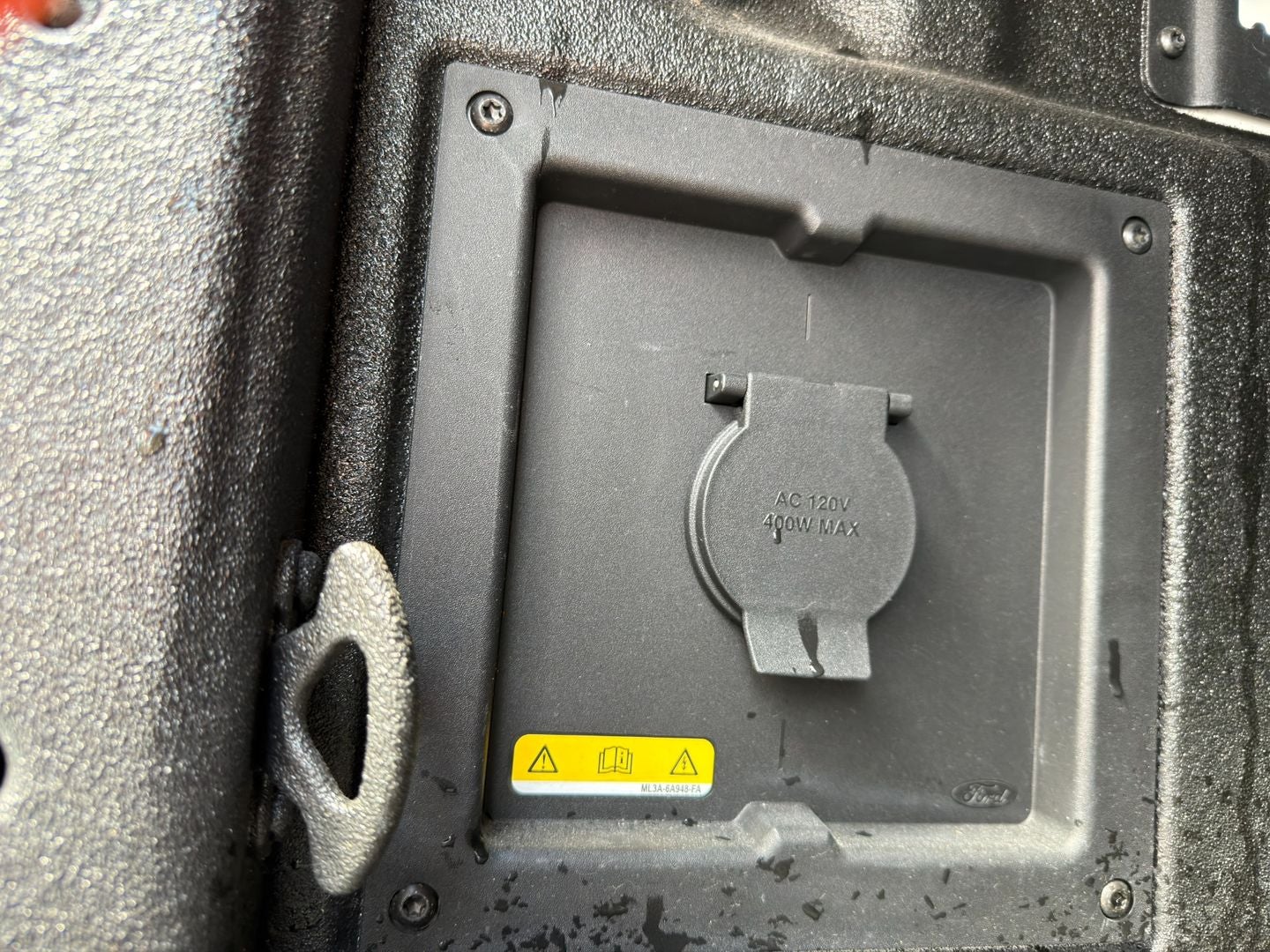 2022 Ford F-150 Lariat 4X4 V6