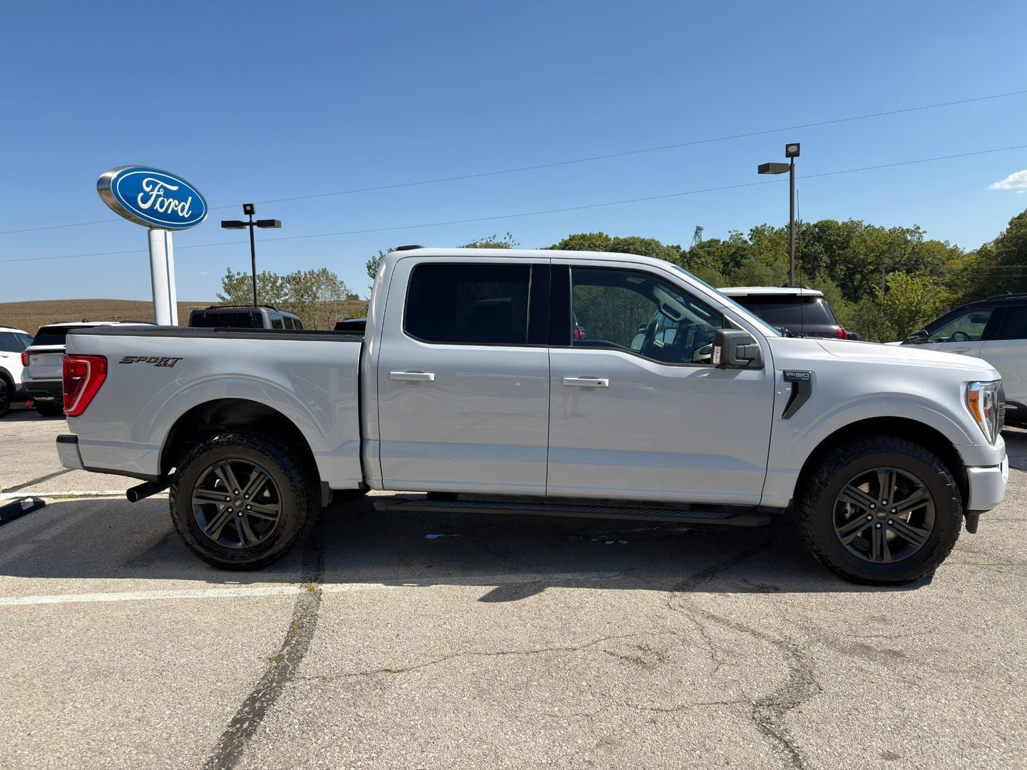 2021 Ford F-150 XLT 4X4 V6