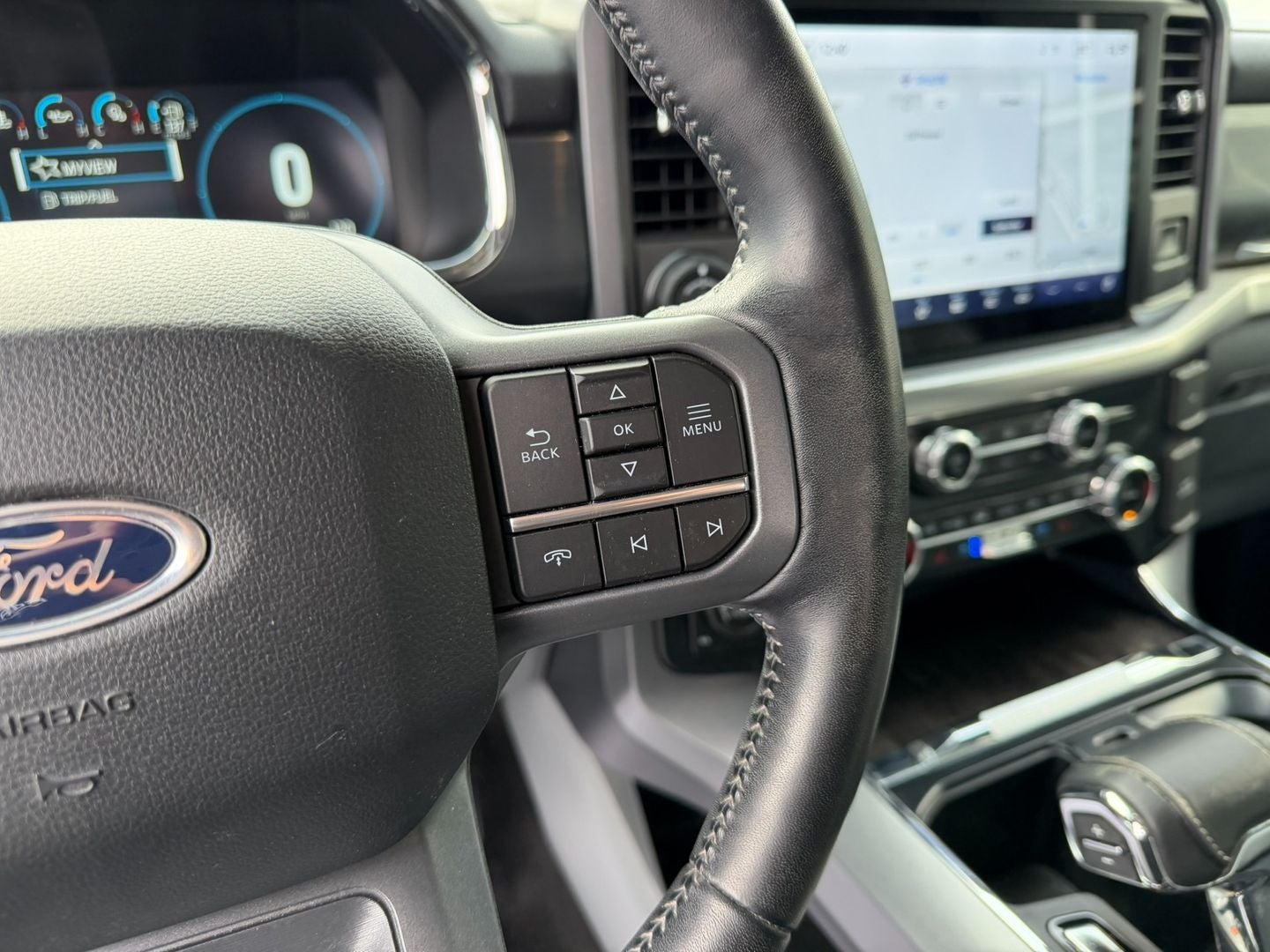 2023 Ford F-150 Lariat 4X4 V6