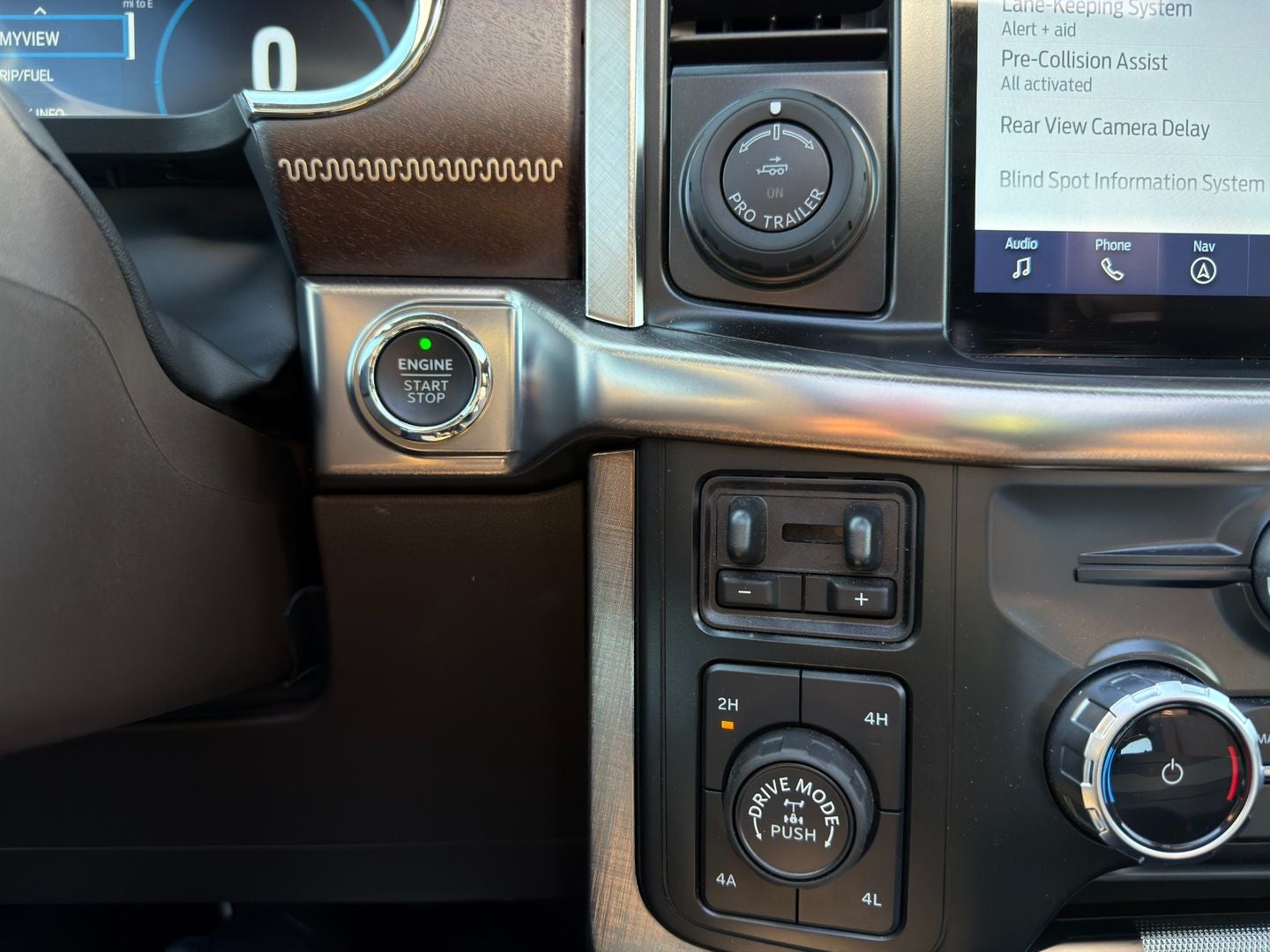 2023 Ford F-150 King Ranch 4X4 V6