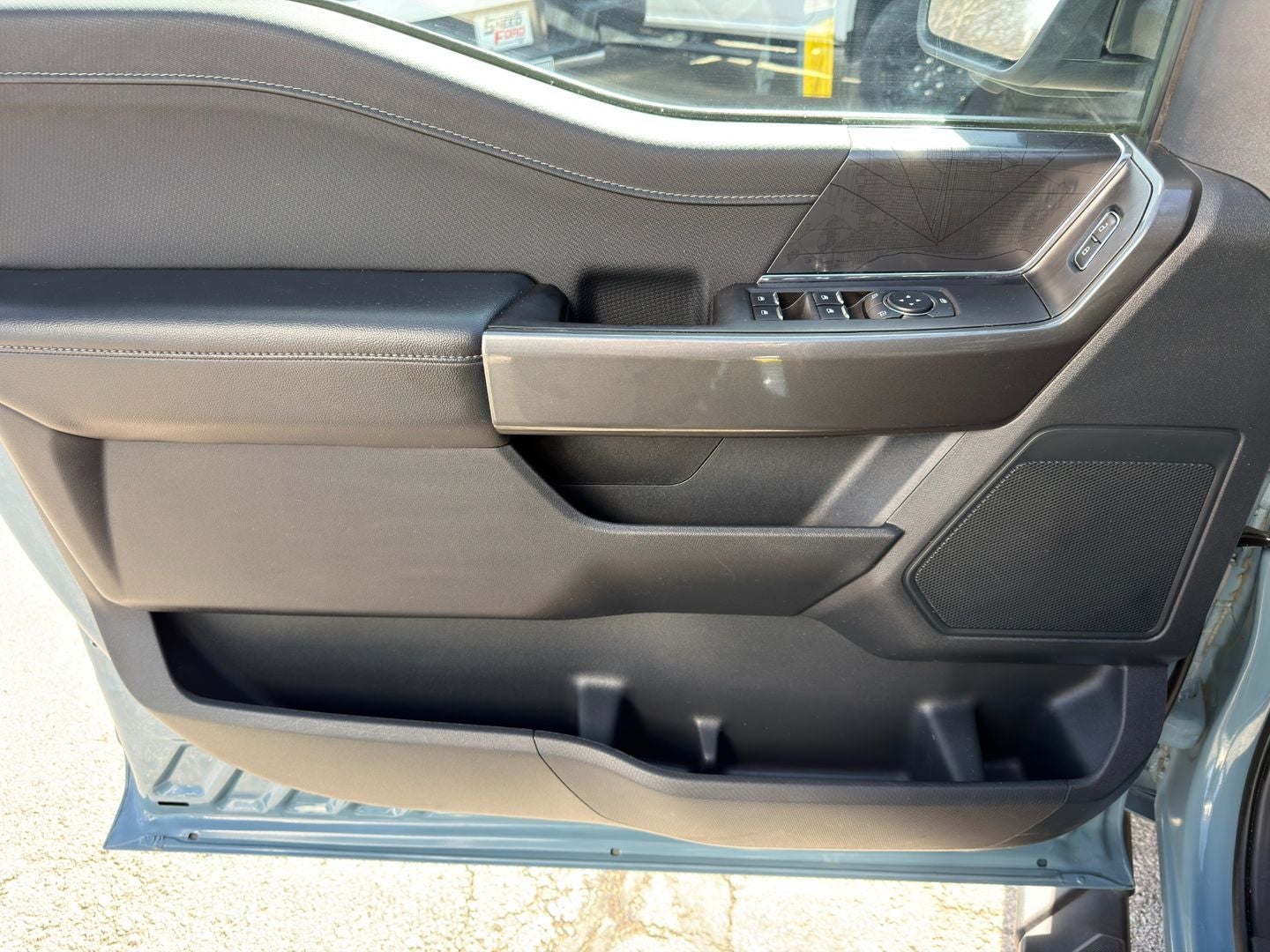 2023 Ford F-150 XLT 4X4 V6