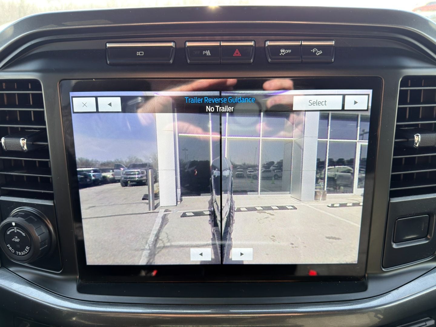 2023 Ford F-150 XLT 4X4 V6