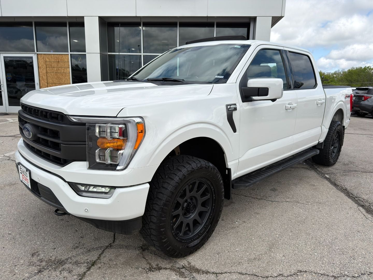 2023 Ford F-150 Lariat 4X4 V6