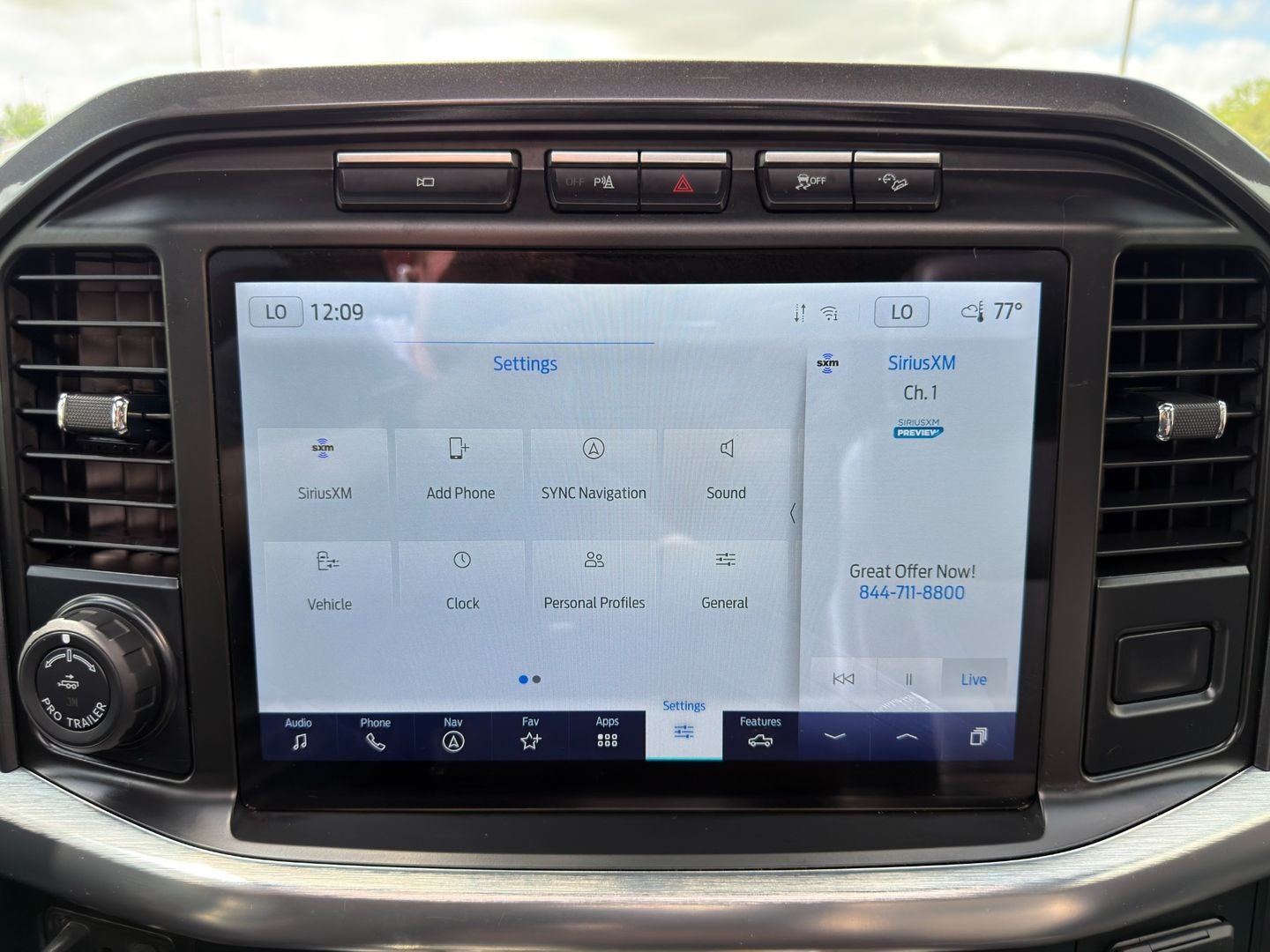 2023 Ford F-150 Lariat 4X4 V6