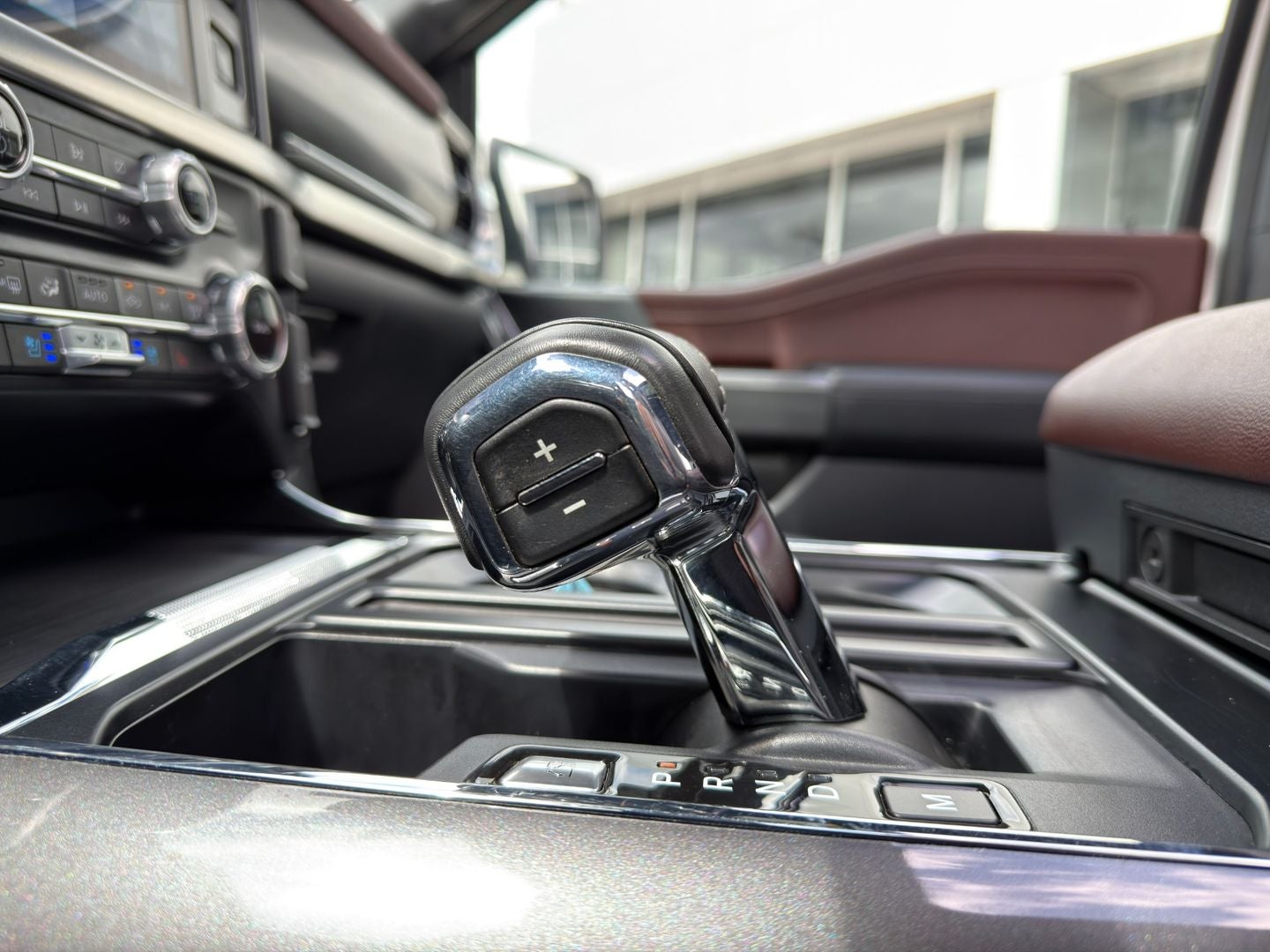 2023 Ford F-150 Lariat 4X4 V6