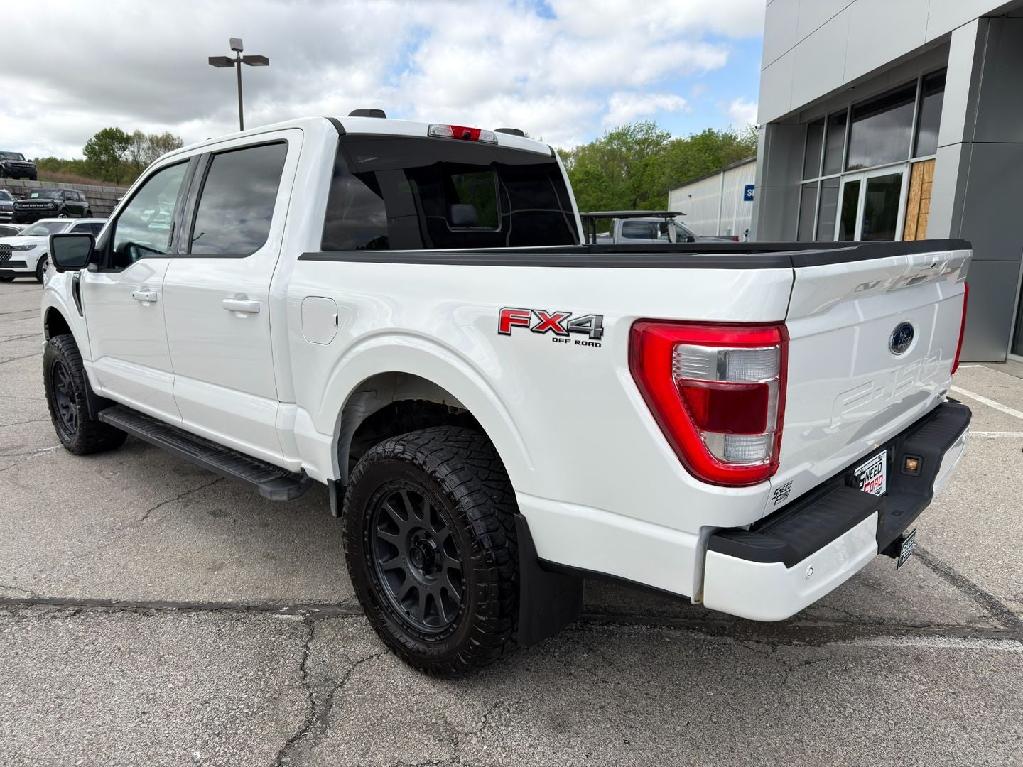 2023 Ford F-150 Lariat 4X4 V6