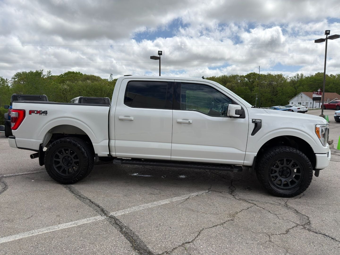 2023 Ford F-150 Lariat 4X4 V6