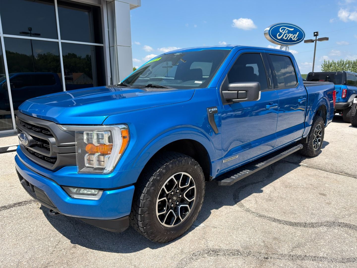 2021 Ford F-150 XLT 4X4 Powerboost Hybrid V6