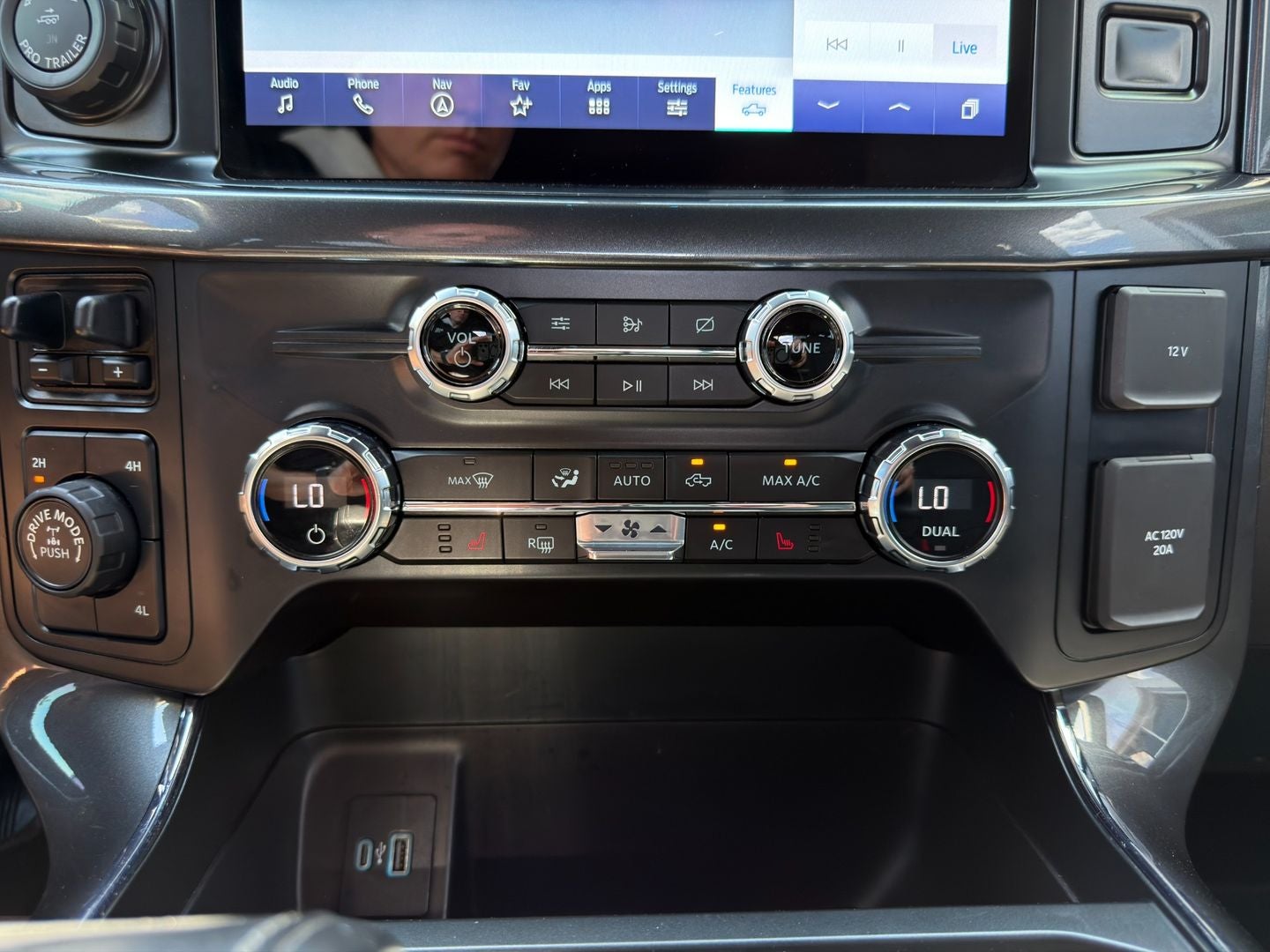 2021 Ford F-150 XLT 4X4 Powerboost Hybrid V6