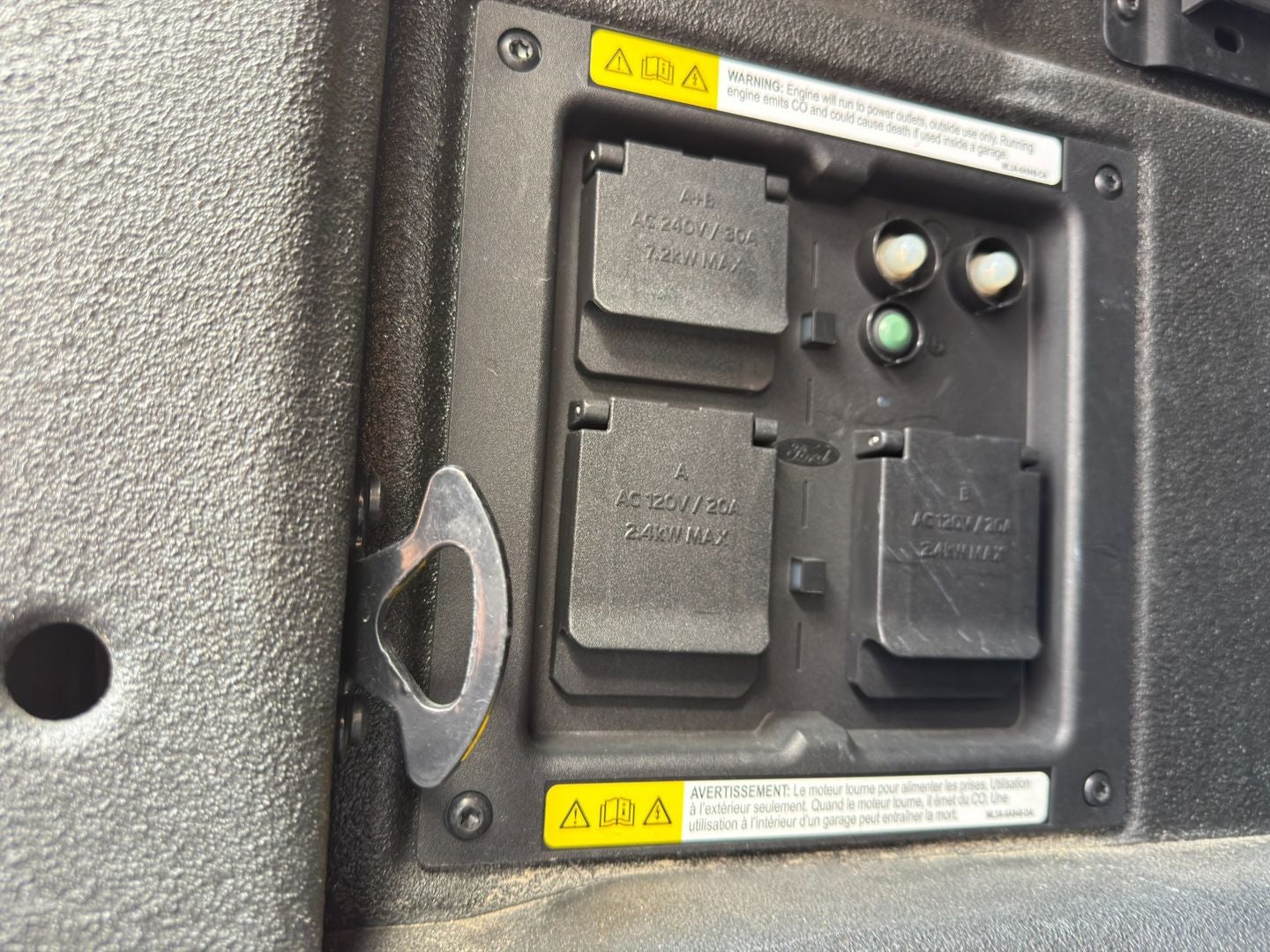 2021 Ford F-150 Lariat 4X4 Powerboost Hybrid V6