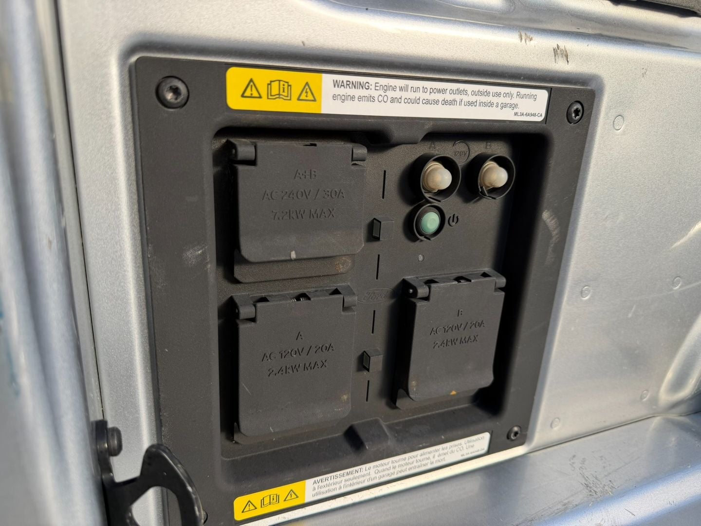 2023 Ford F-150 Lariat 4X4 Powerboost Hybrid V6