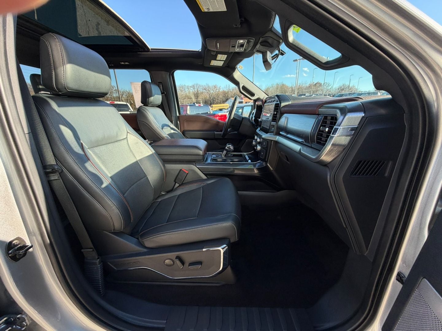 2023 Ford F-150 Lariat 4X4 Powerboost Hybrid V6