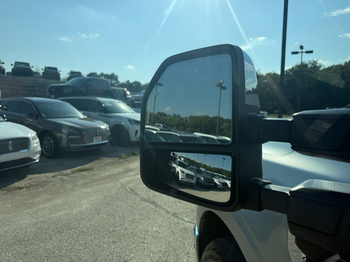 2023 Ford F-150 Lariat 4X4 Powerboost Hybrid V6