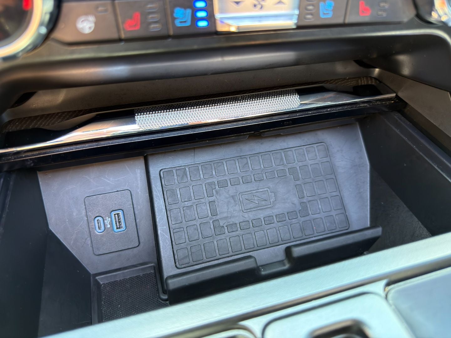 2022 Ford F-150 Platinum 4X4 Powerboost Hybrid V6