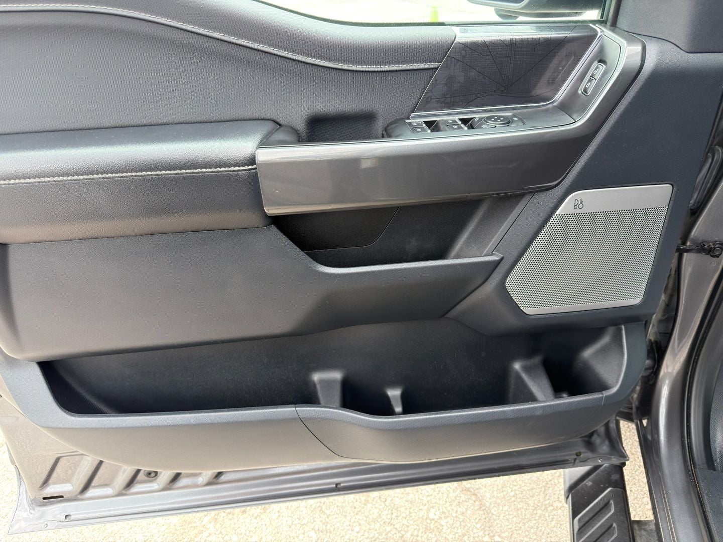 2023 Ford F-150 XLT 4X4 Powerboost Hybrid V6