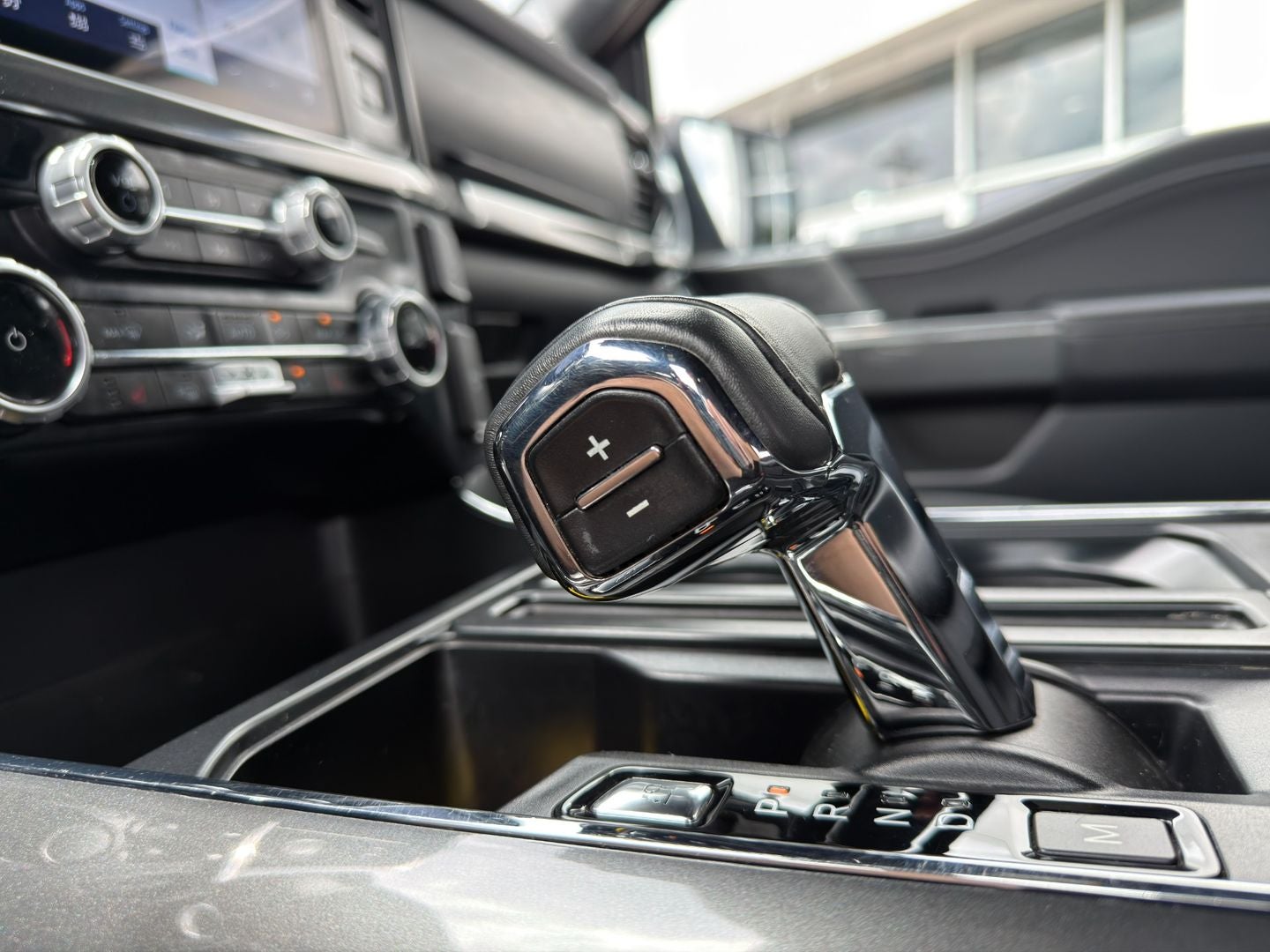 2023 Ford F-150 XLT 4X4 Powerboost Hybrid V6