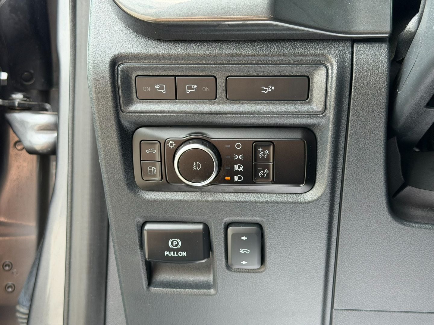 2023 Ford F-150 XLT 4X4 Powerboost Hybrid V6