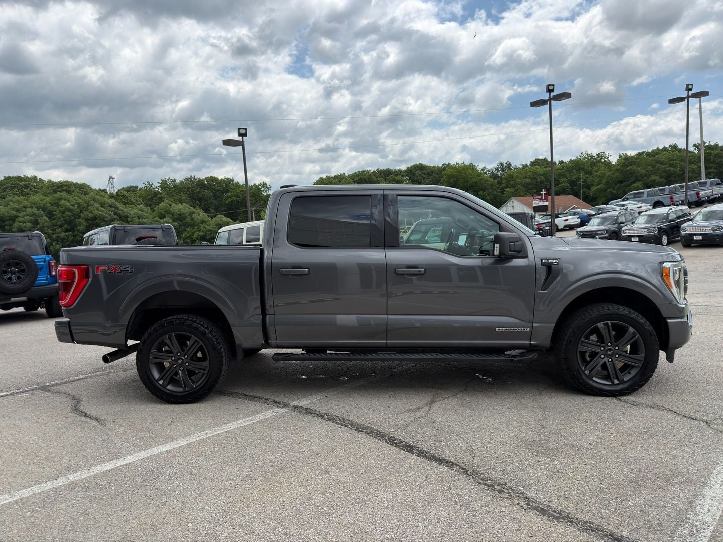 2023 Ford F-150 XLT 4X4 Powerboost Hybrid V6