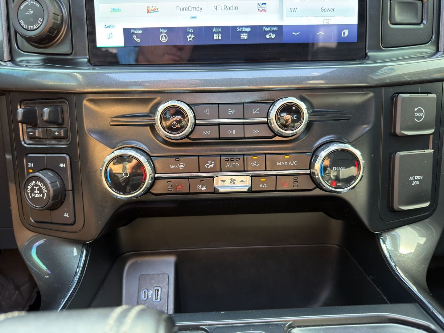 2023 Ford F-150 XLT 4X4 Powerboost Hybrid V6