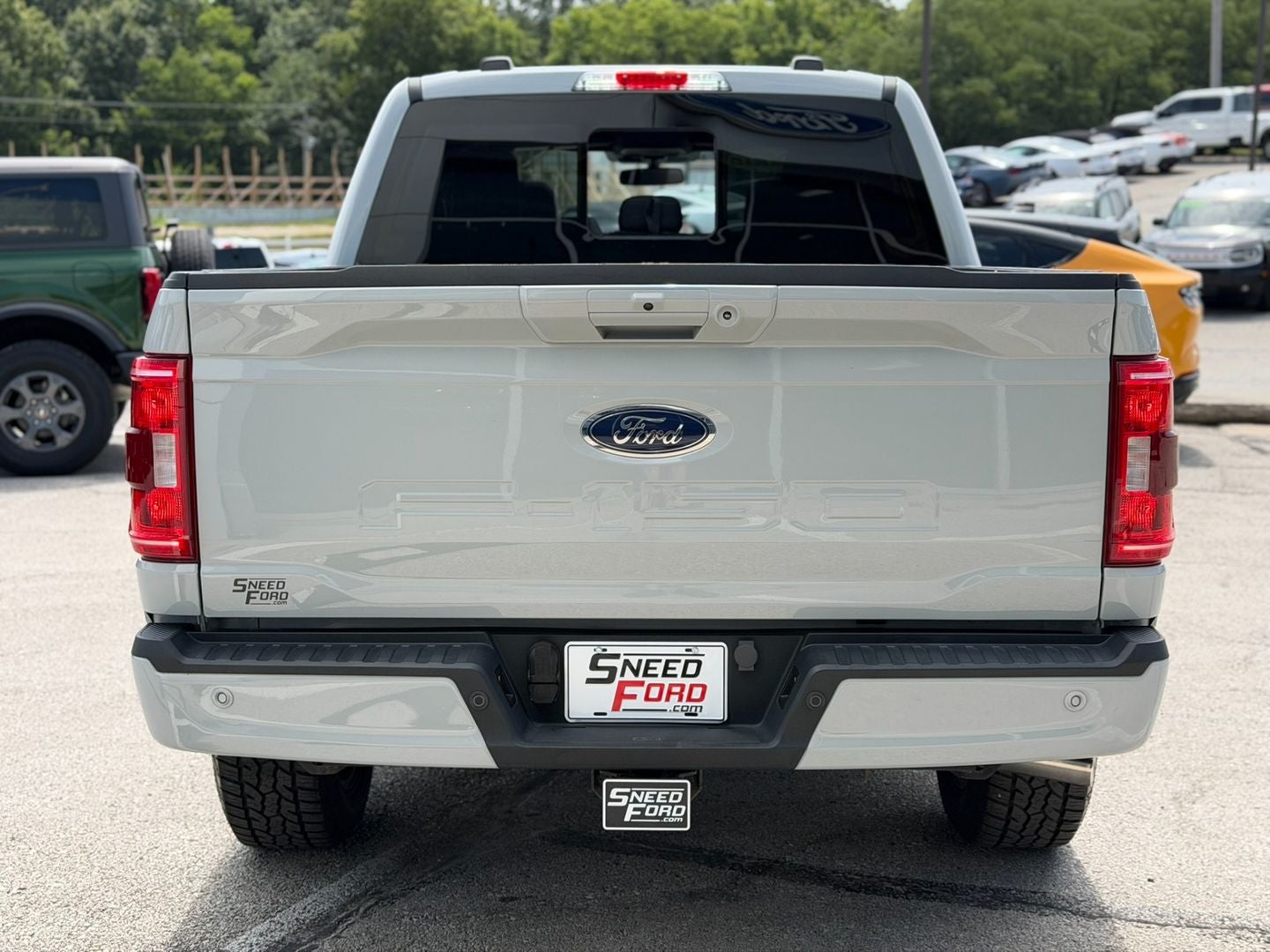 2023 Ford F-150 XLT 4X4 Powerboost Hybrid V6