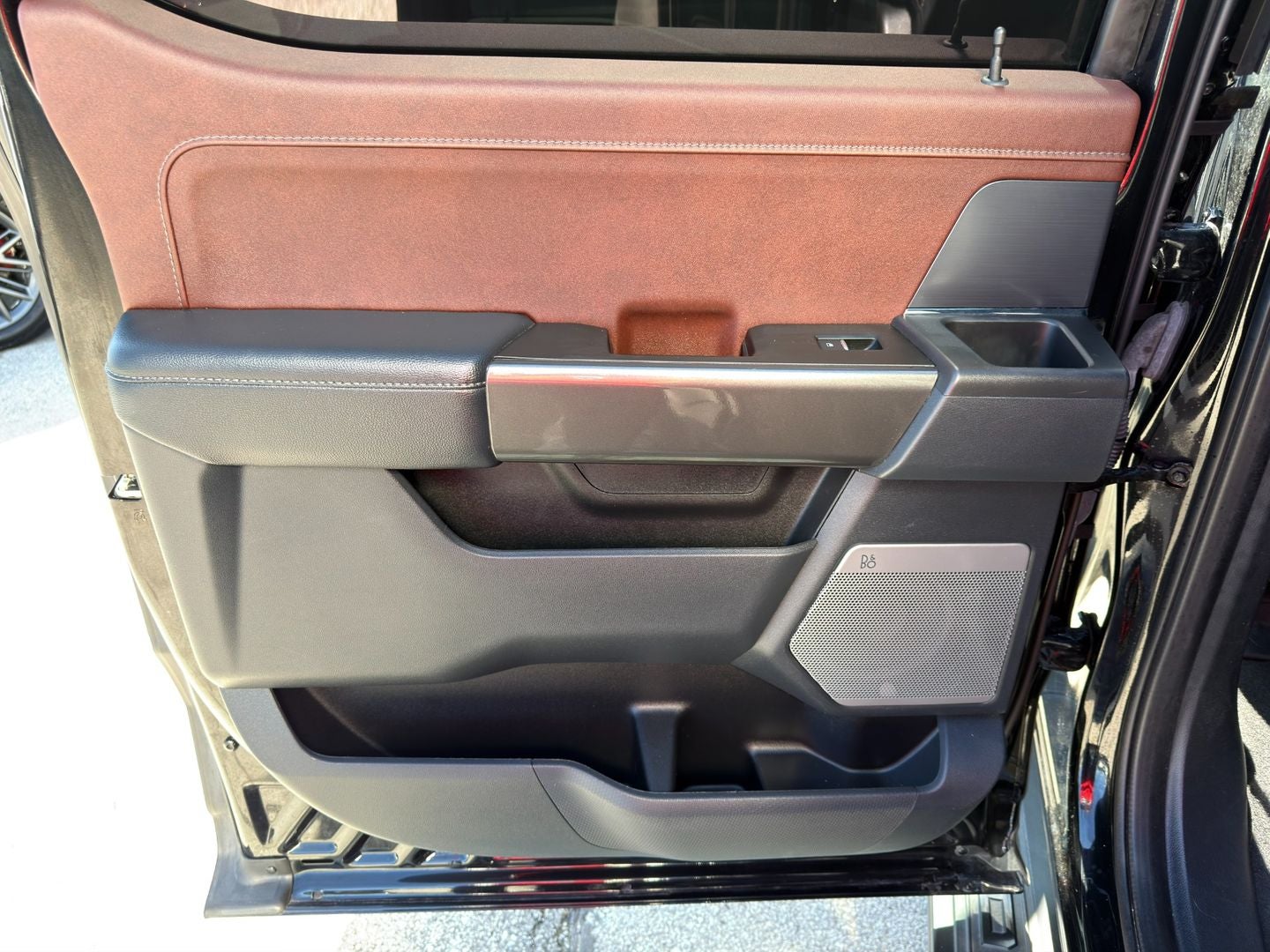 2023 Ford F-150 Lariat 4X4 Powerboost Hybrid V6