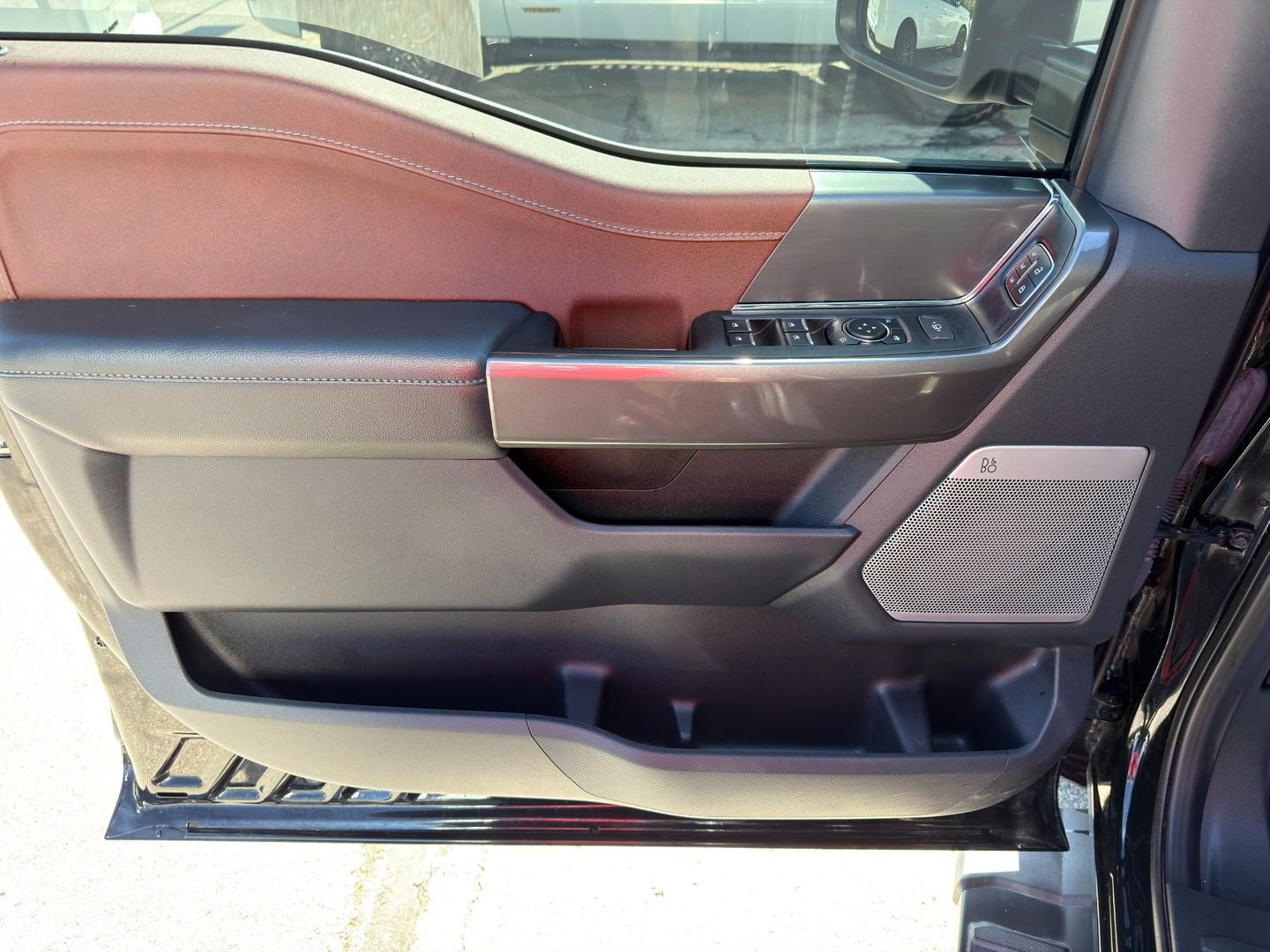 2023 Ford F-150 Lariat 4X4 Powerboost Hybrid V6