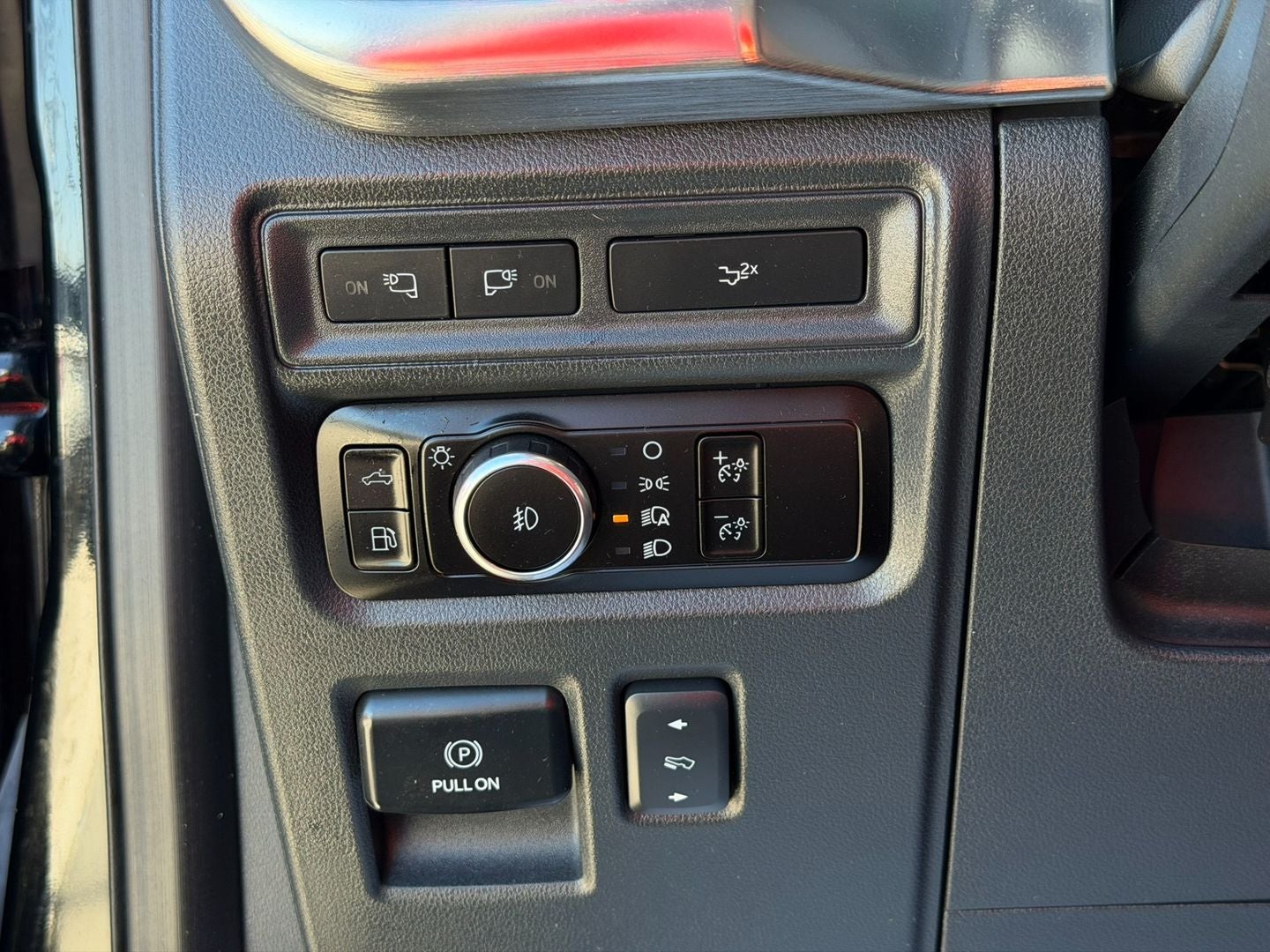 2023 Ford F-150 Lariat 4X4 Powerboost Hybrid V6