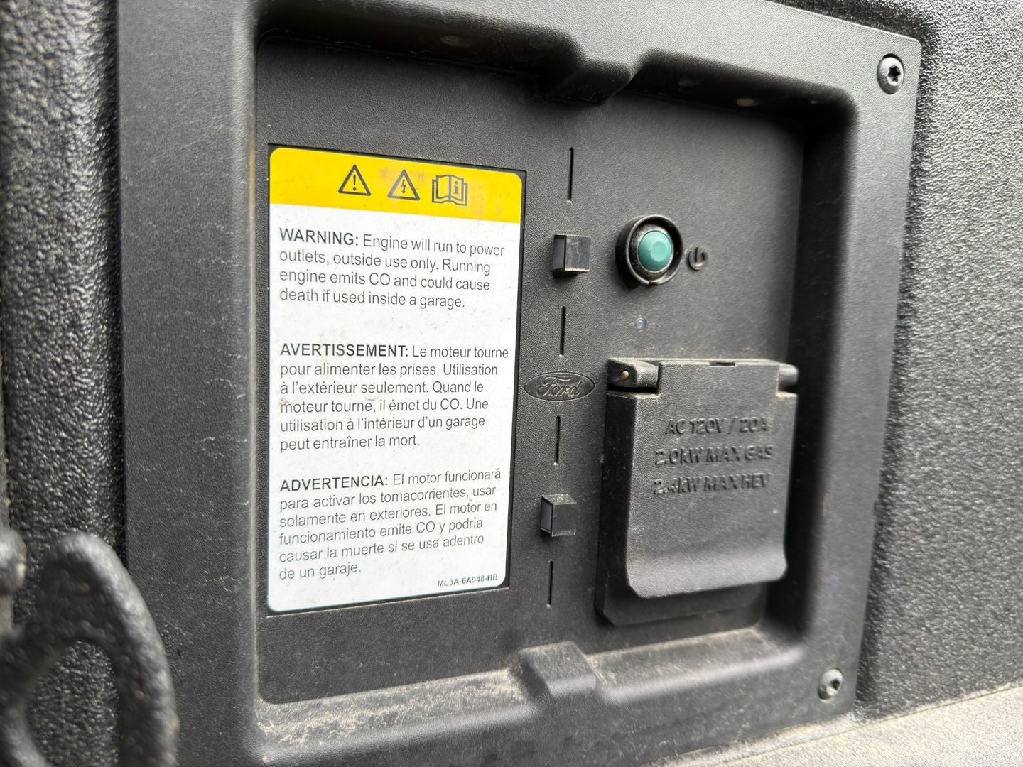 2023 Ford F-150 XLT 4X4 Powerboost Hybrid V6