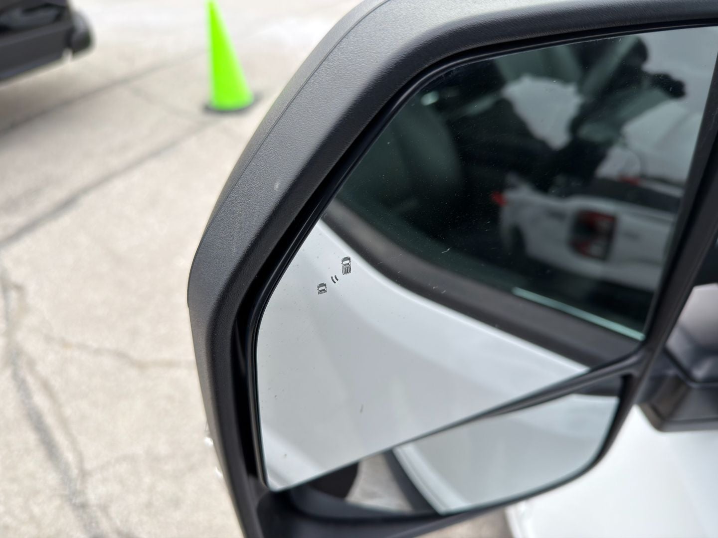 2023 Ford F-150 XLT 4X4 Powerboost Hybrid V6