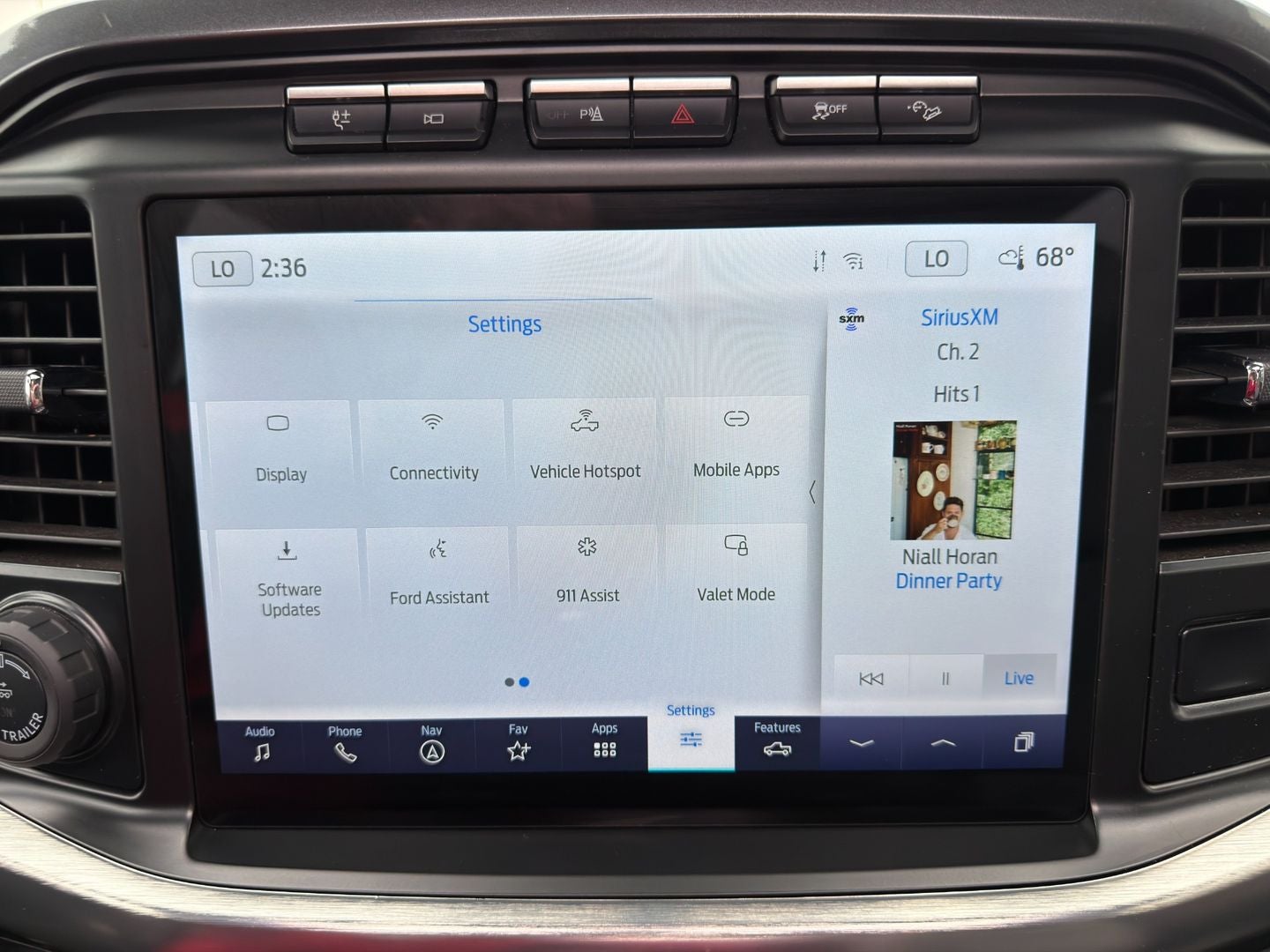 2023 Ford F-150 Lariat 4X4 Powerboost Hybrid V6