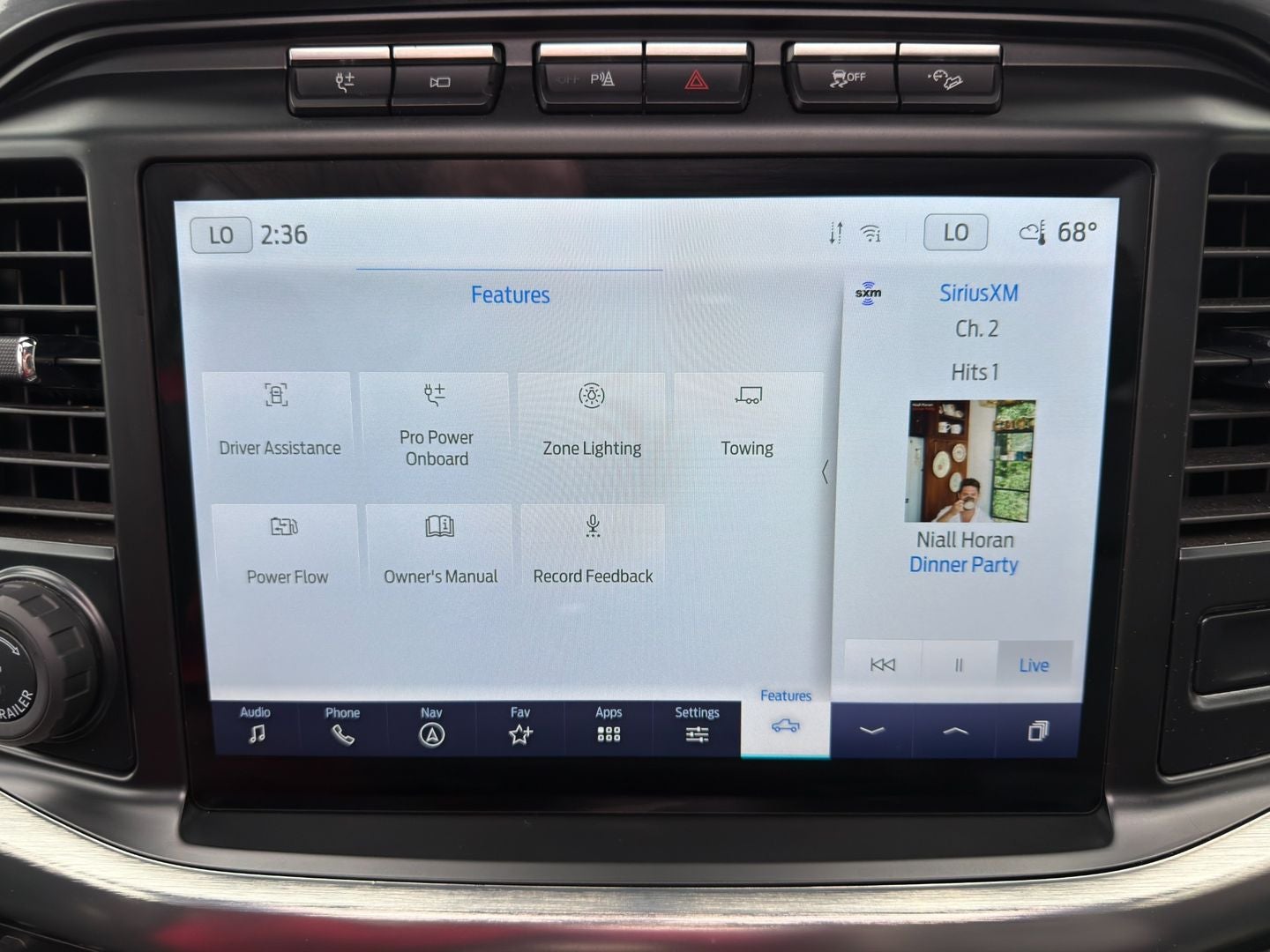 2023 Ford F-150 Lariat 4X4 Powerboost Hybrid V6