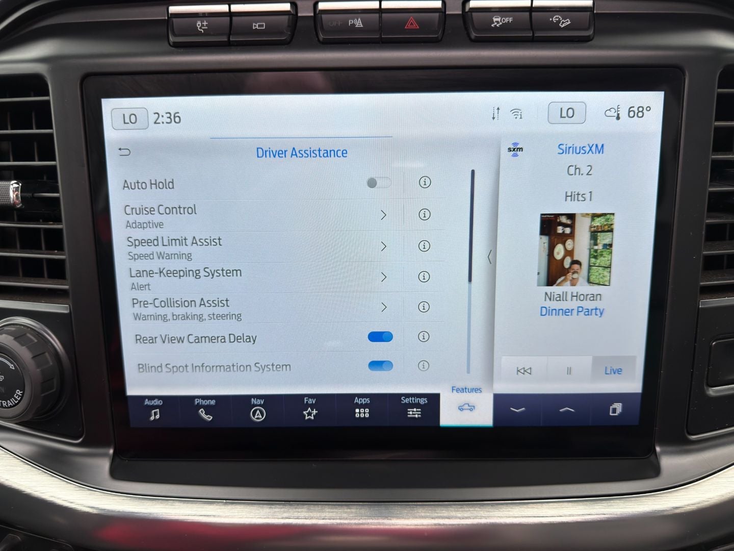 2023 Ford F-150 Lariat 4X4 Powerboost Hybrid V6