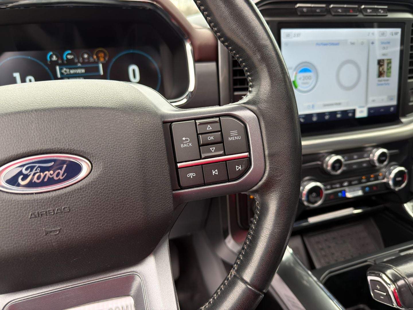 2023 Ford F-150 Lariat 4X4 Powerboost Hybrid V6