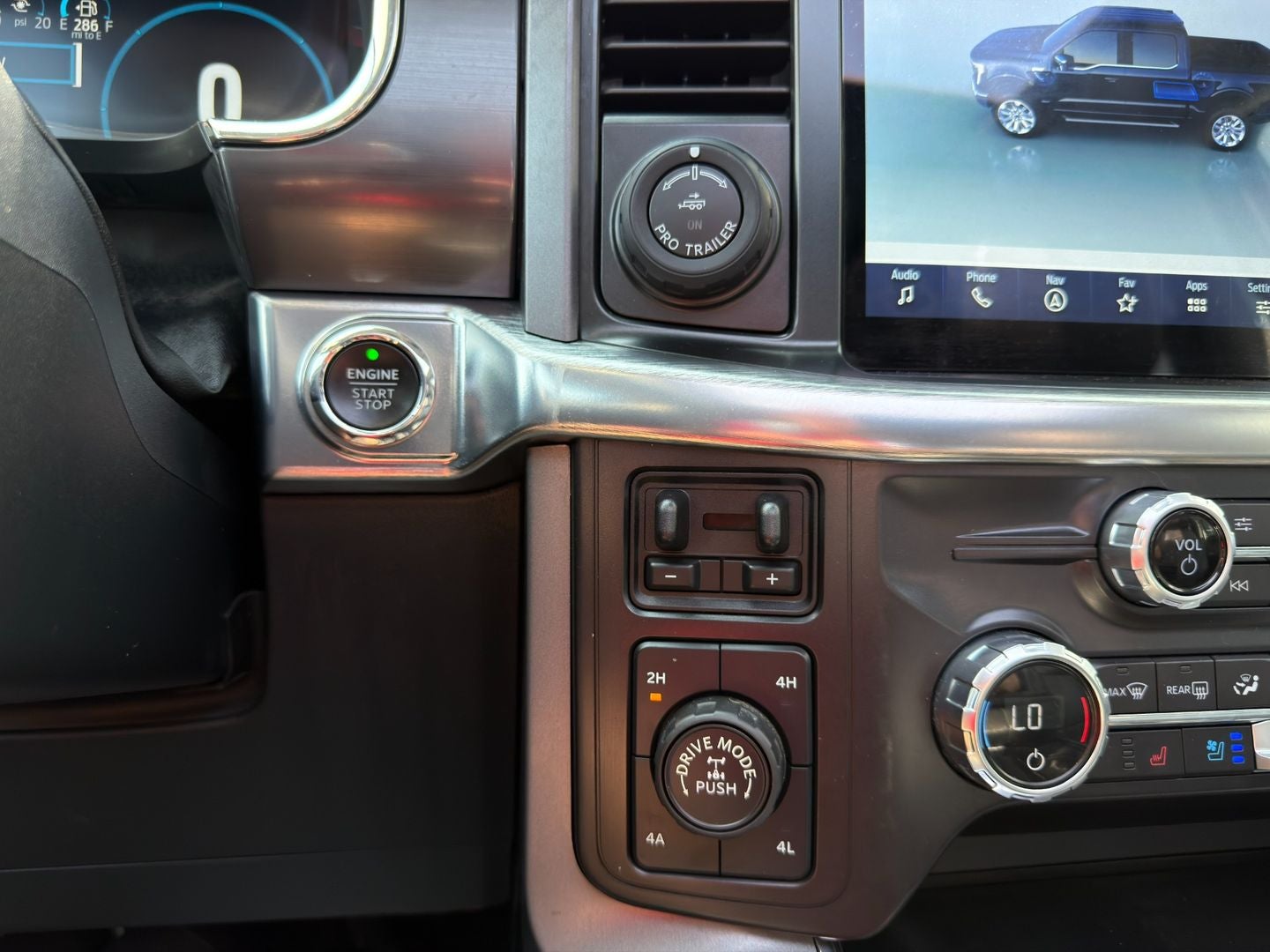 2021 Ford F-150 Lariat 4X4 Powerboost Hybrid V6