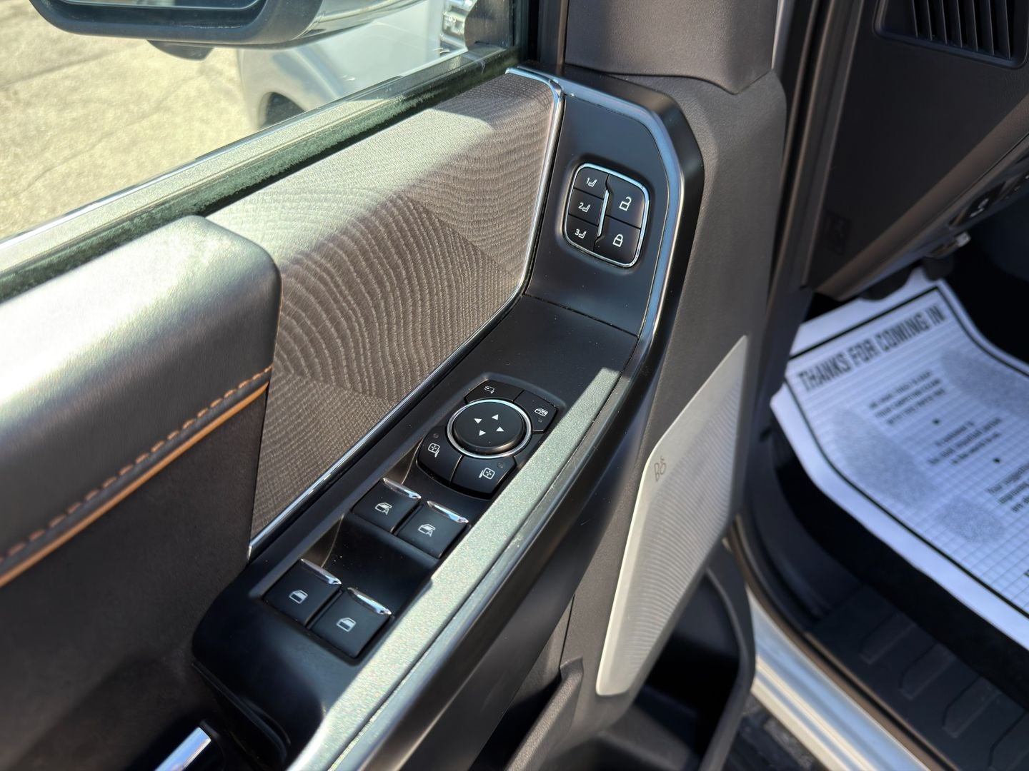 2023 Ford F-150 Platinum 4X4 Powerboost Hybrid V6