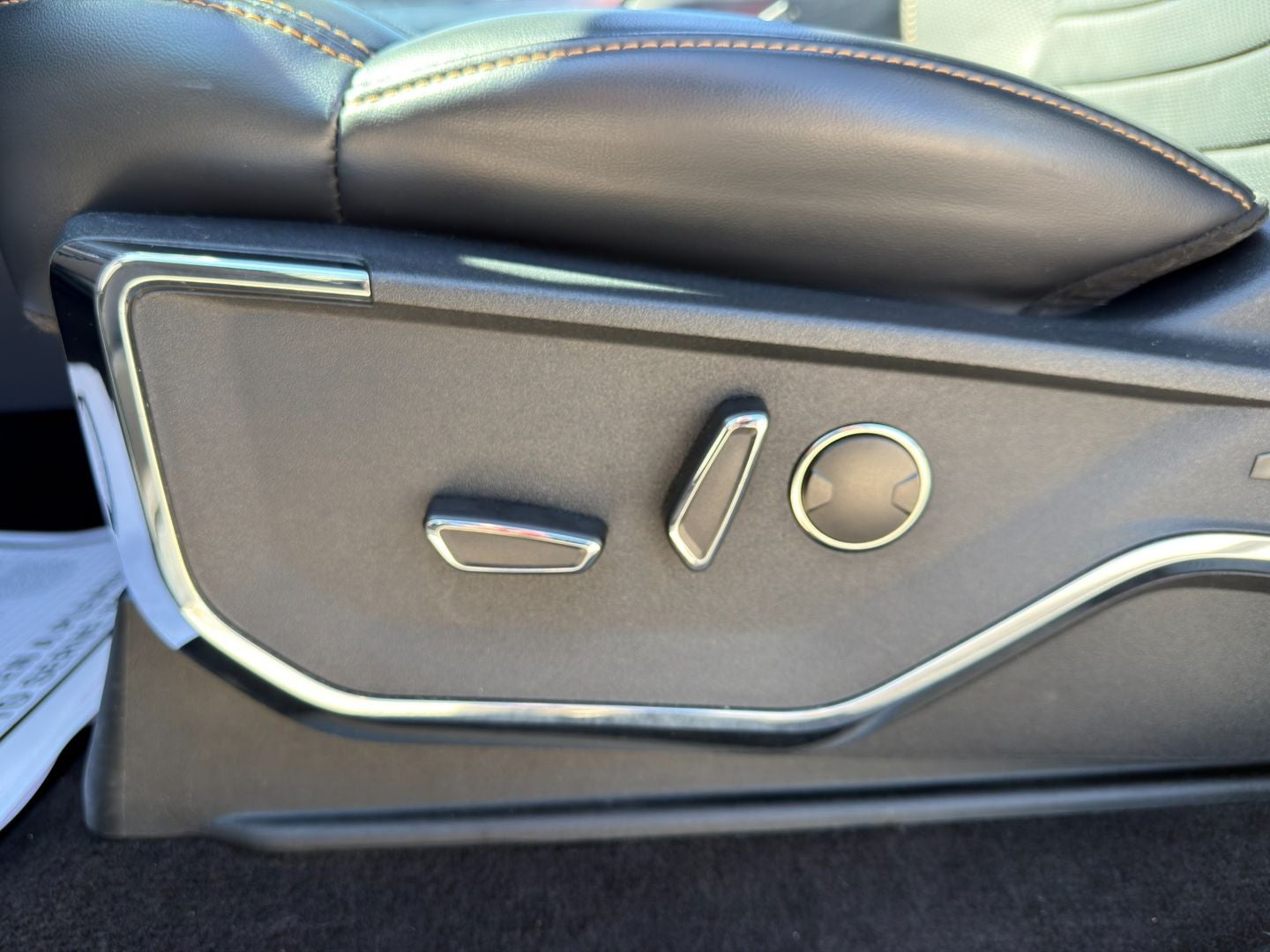 2023 Ford F-150 Platinum 4X4 Powerboost Hybrid V6