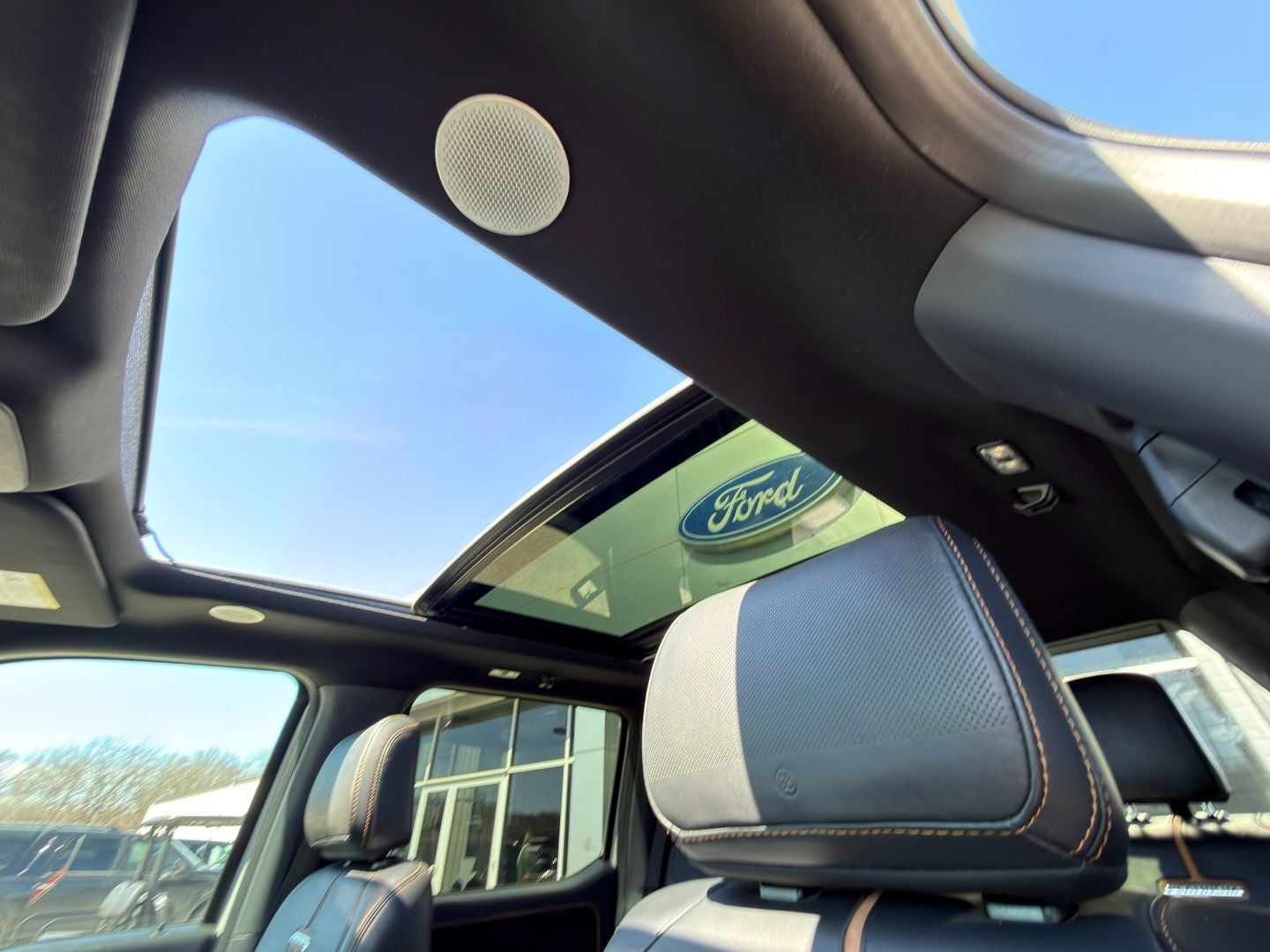 2023 Ford F-150 Platinum 4X4 Powerboost Hybrid V6