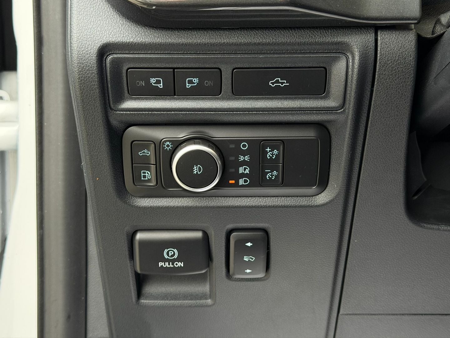 2021 Ford F-150 XLT 4X4 Powerboost Hybrid V6