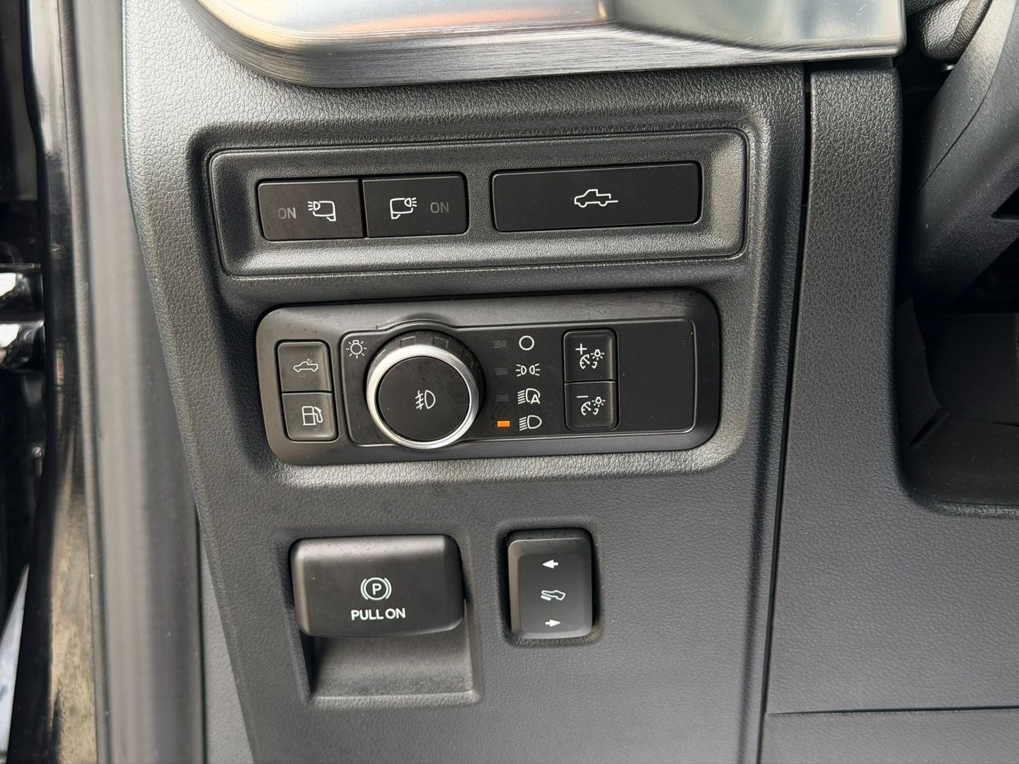 2021 Ford F-150 Lariat 4X4 Powerboost Hybrid V6