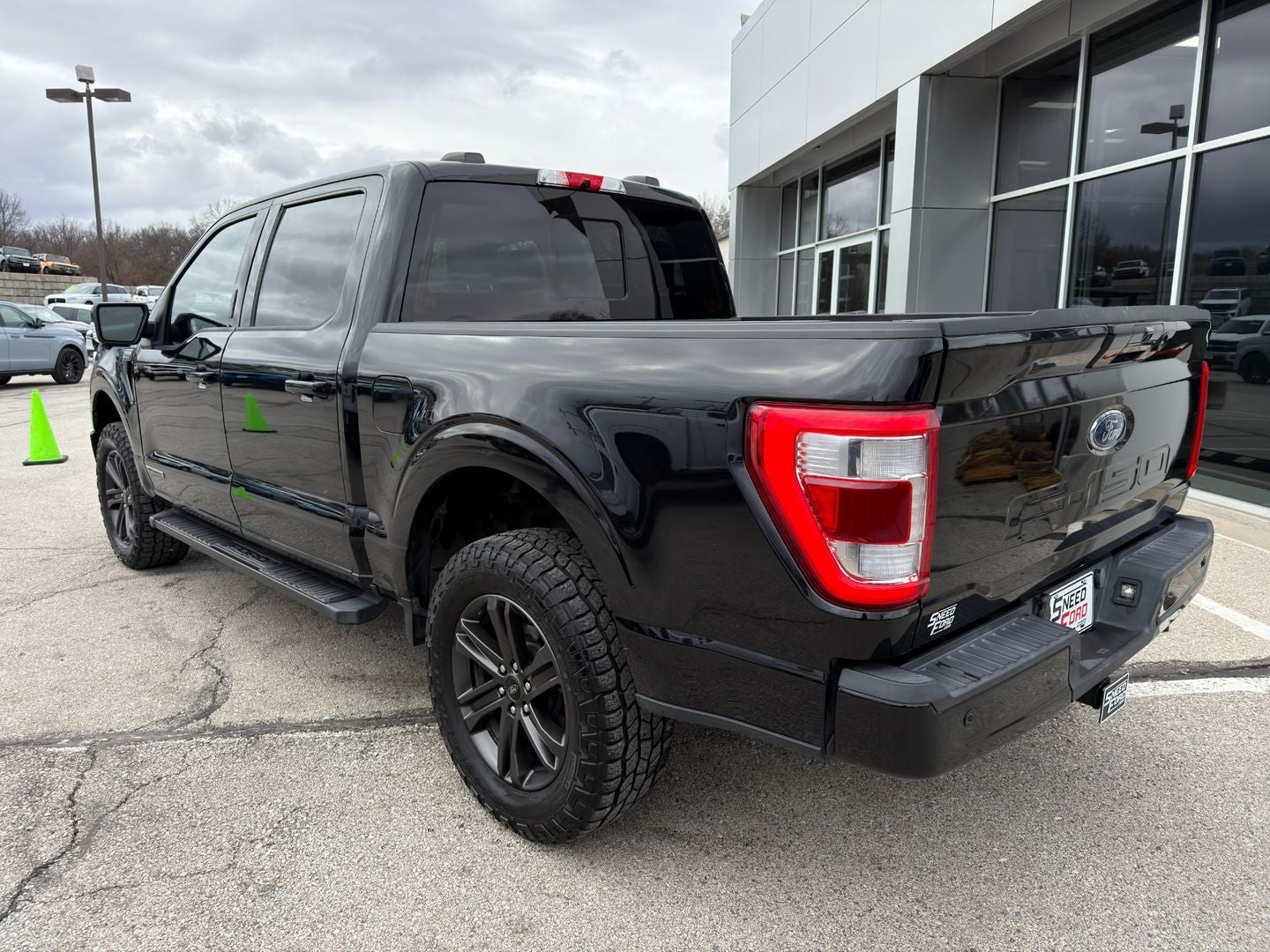 2021 Ford F-150 Lariat 4X4 Powerboost Hybrid V6