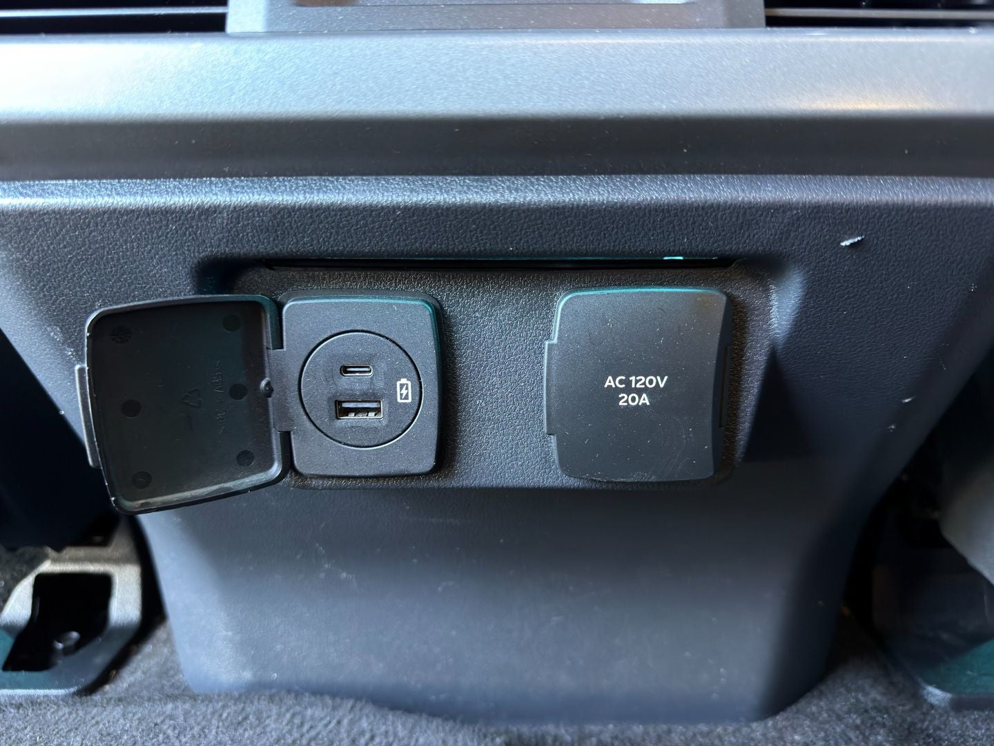 2021 Ford F-150 Lariat 4X4 Powerboost Hybrid V6