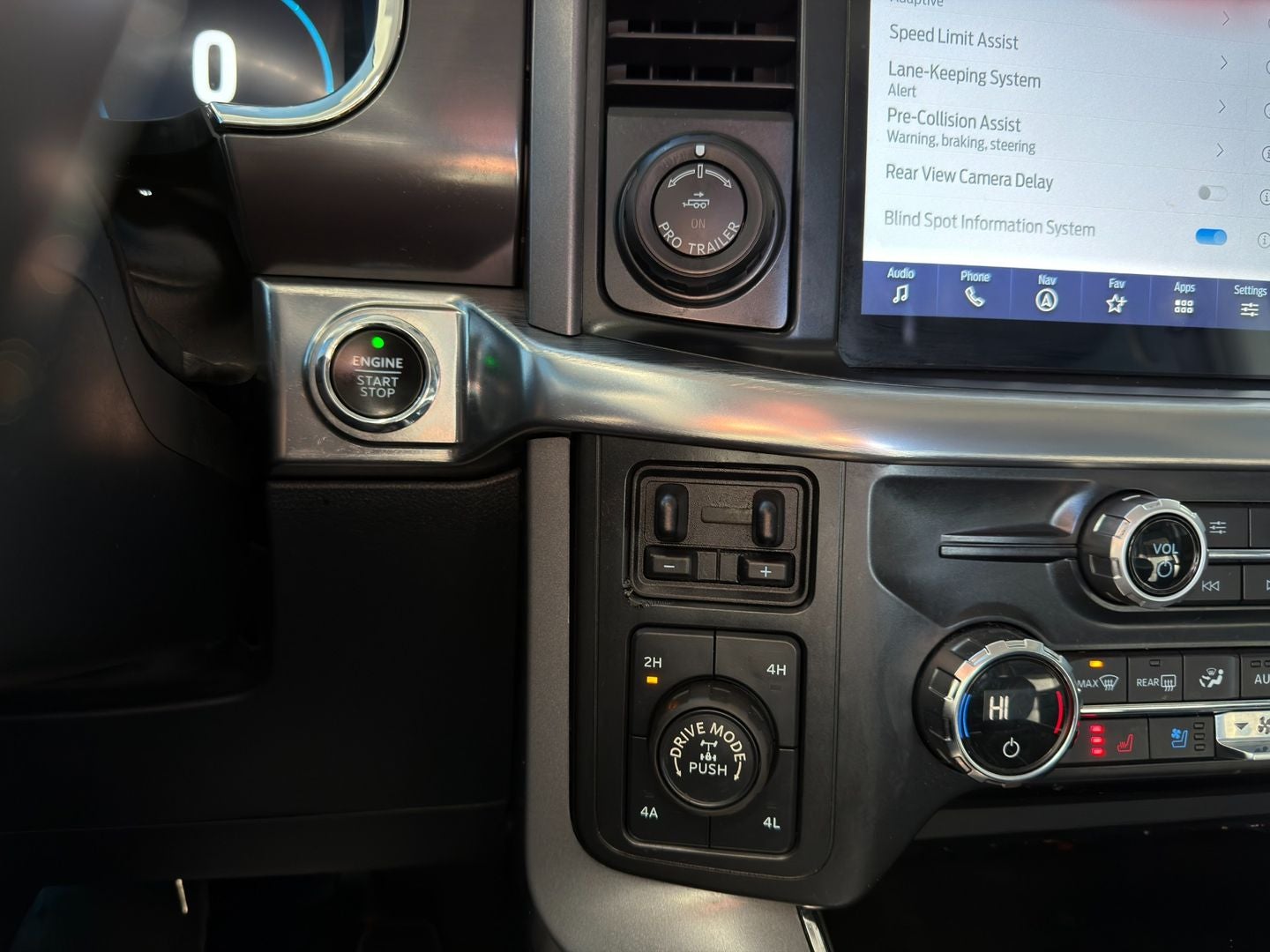 2021 Ford F-150 Lariat 4X4 Powerboost Hybrid V6